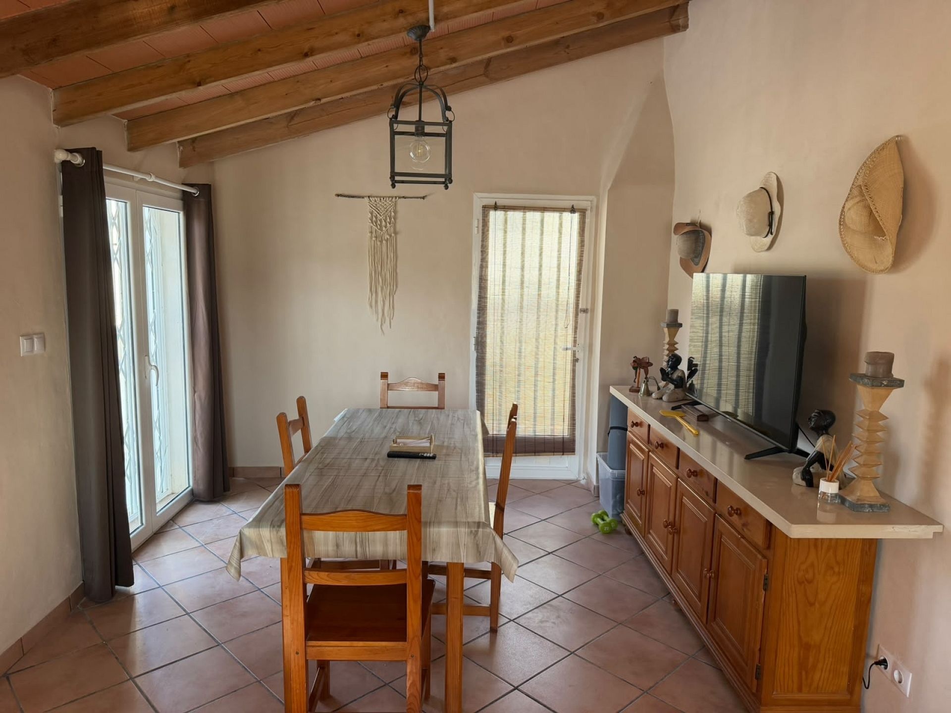Resale - 6 Bedroom 3 Bathroom Country house in Aspe -  - Alicante