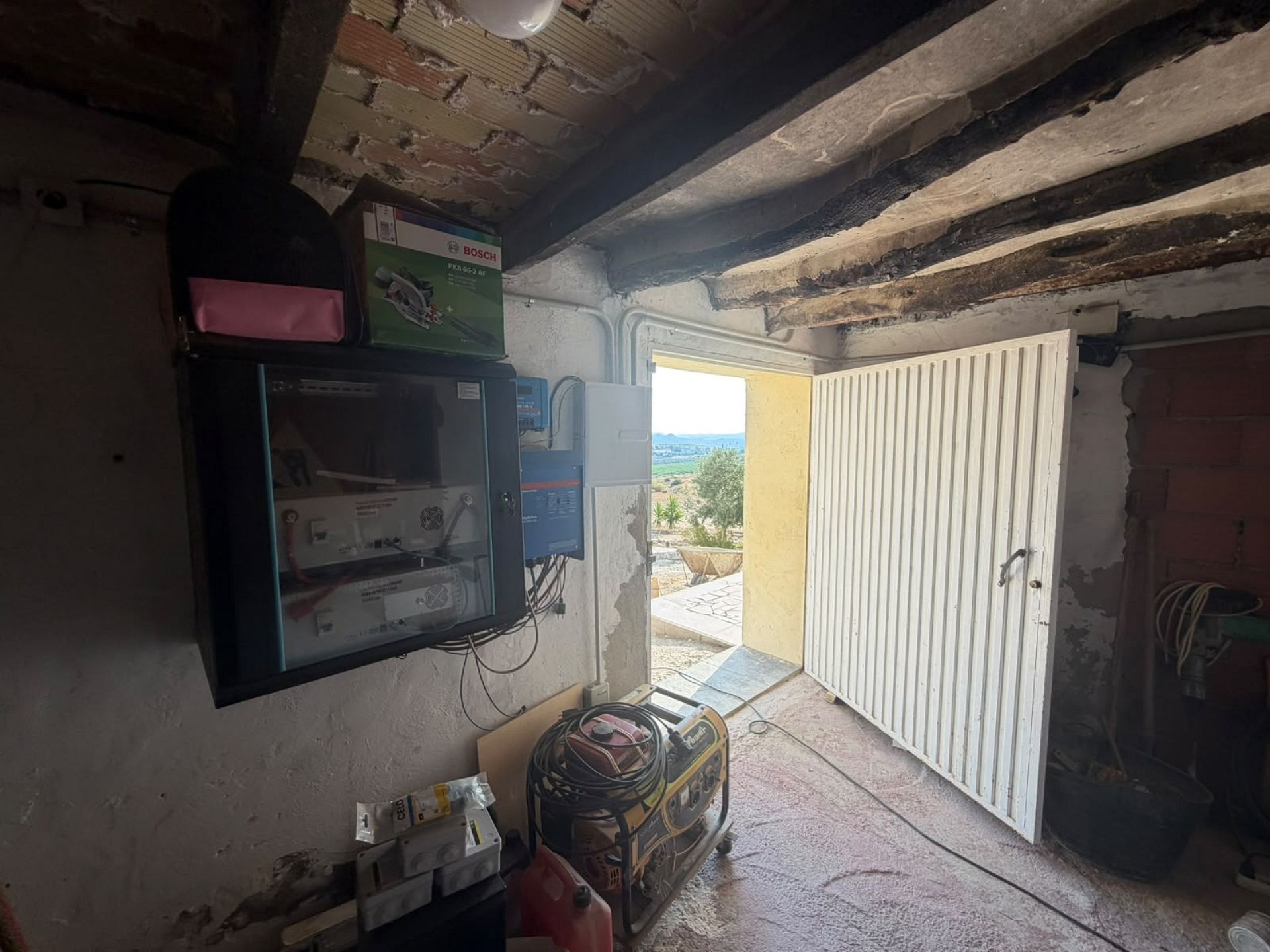 Resale - 6 Bedroom 3 Bathroom Country house in Aspe -  - Alicante