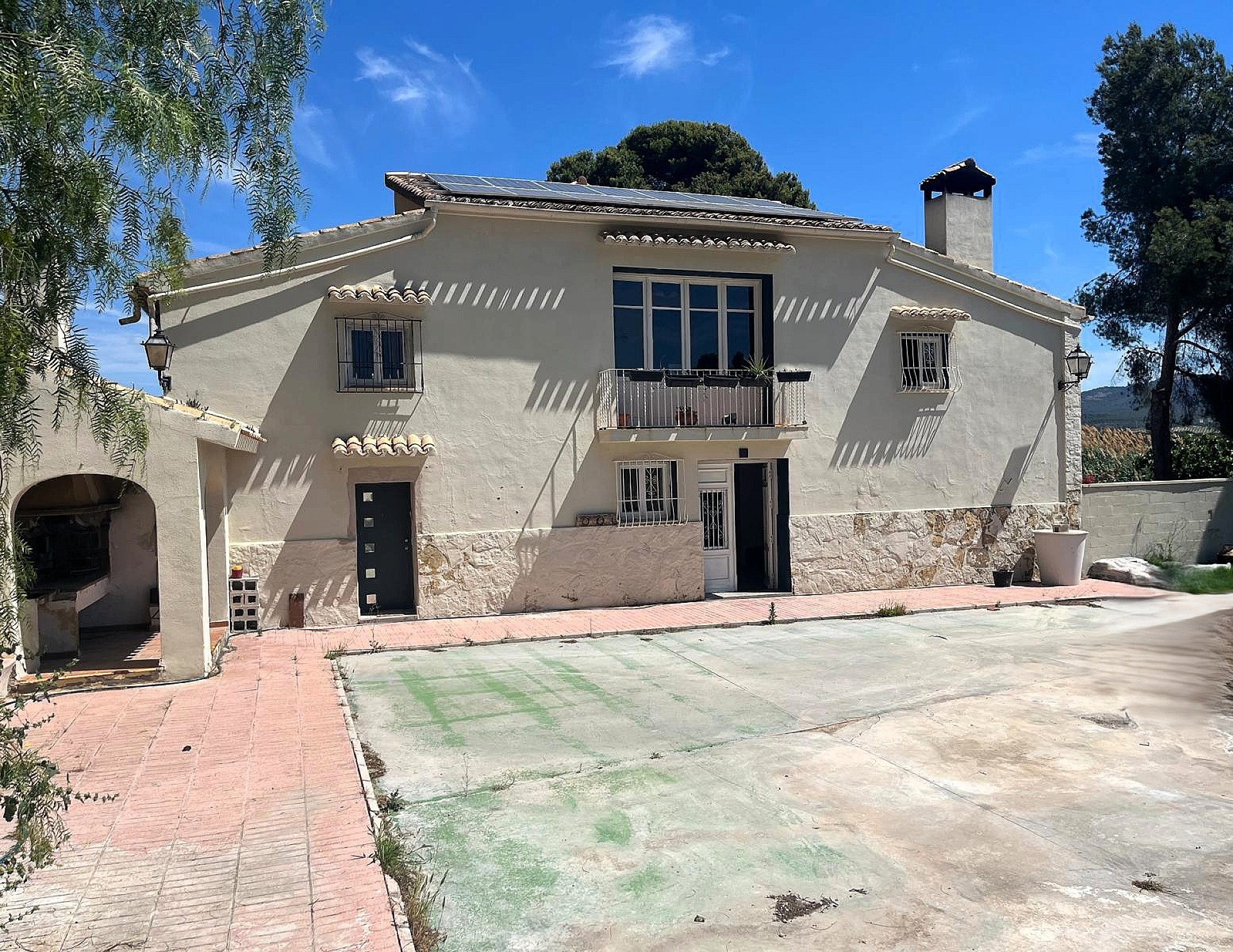 Resale - 12 Bedroom 5 Bathroom Country house in Castalla -  - Alicante
