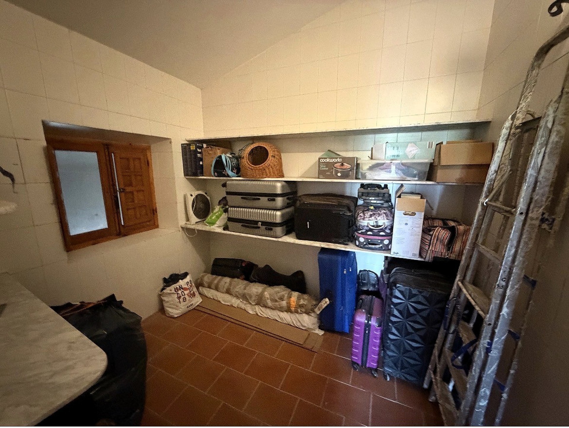 Resale - 12 Bedroom 5 Bathroom Country house in Castalla -  - Alicante