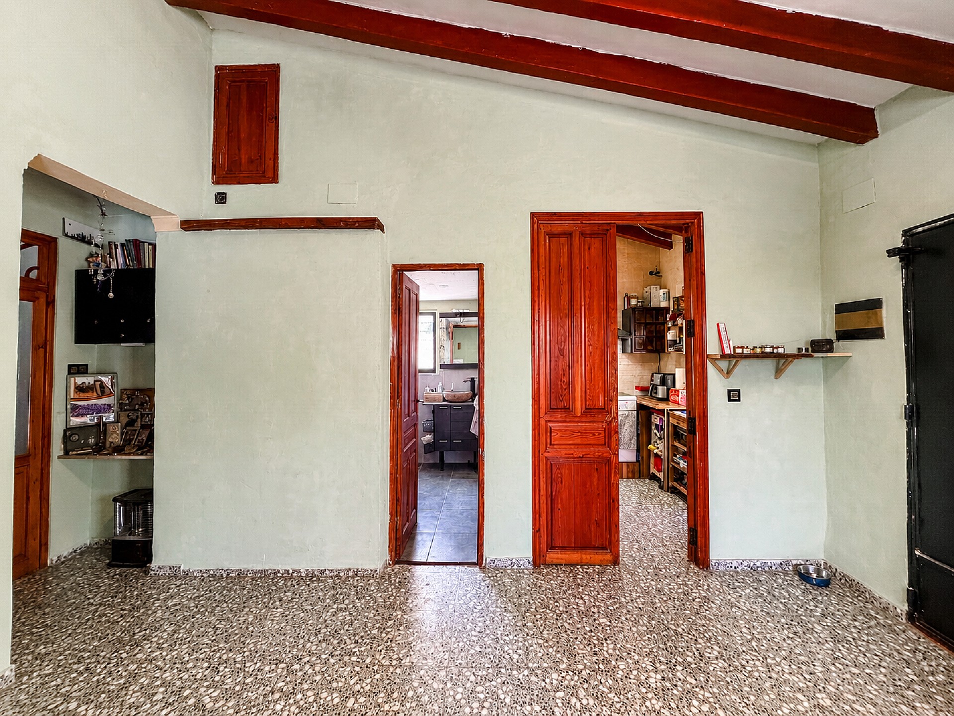 Resale - 2 Bedroom 1 Bathroom Finca in Castalla -  - Alicante