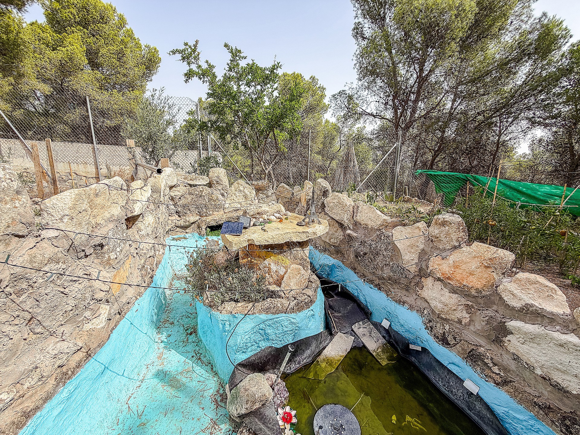 Resale - 2 Bedroom 1 Bathroom Finca in Castalla -  - Alicante