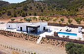 3 Bedroom 3 Bathroom Villa in Pinoso