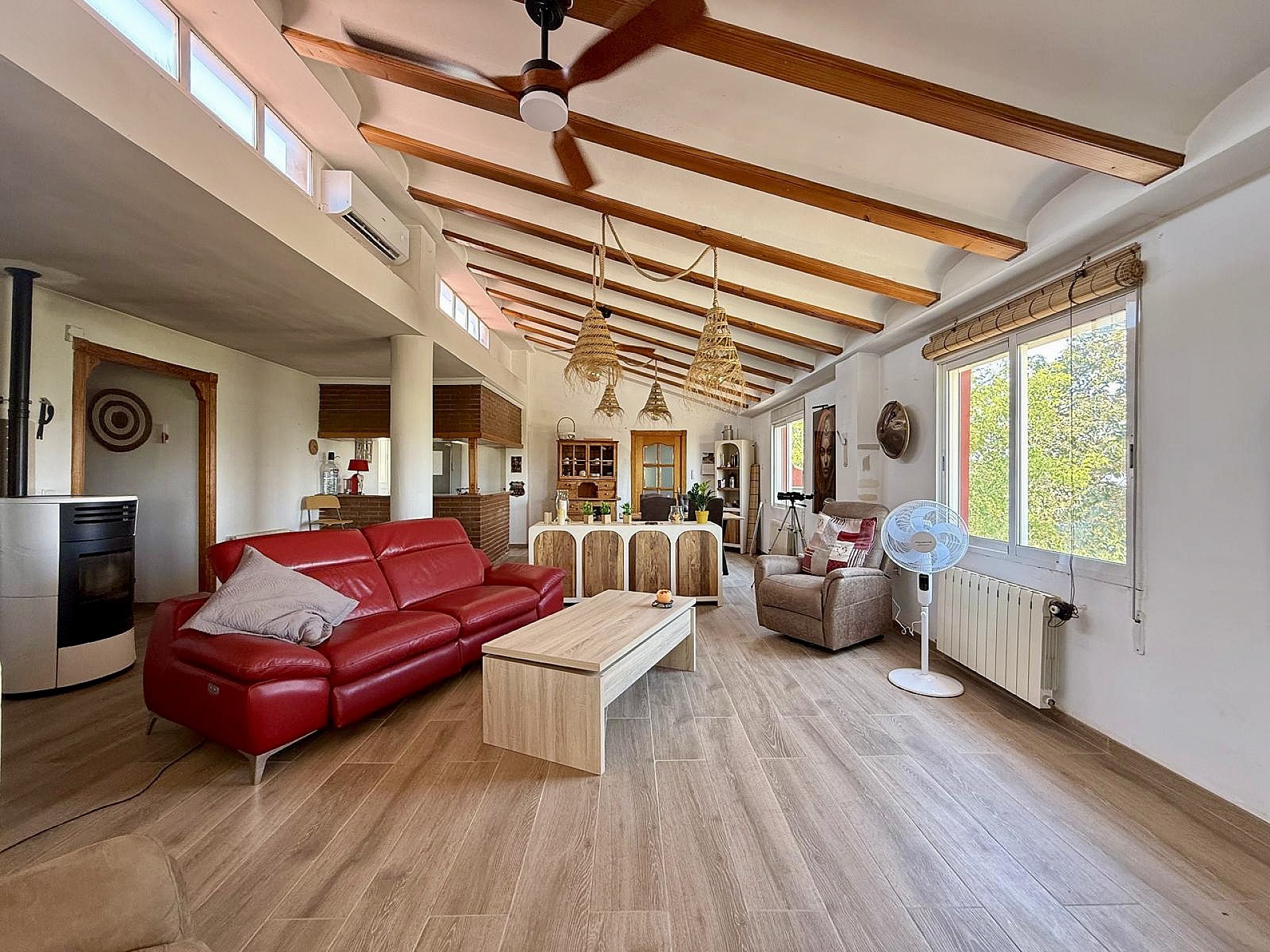 Resale - 4 Bedroom 3 Bathroom Country house in Villena -  - Alicante