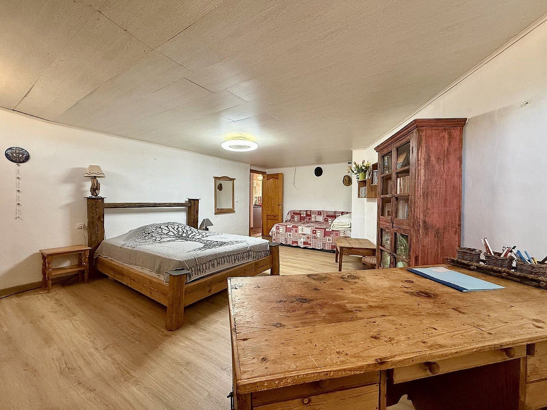 Resale - 4 Bedroom 3 Bathroom Country house in Villena -  - Alicante