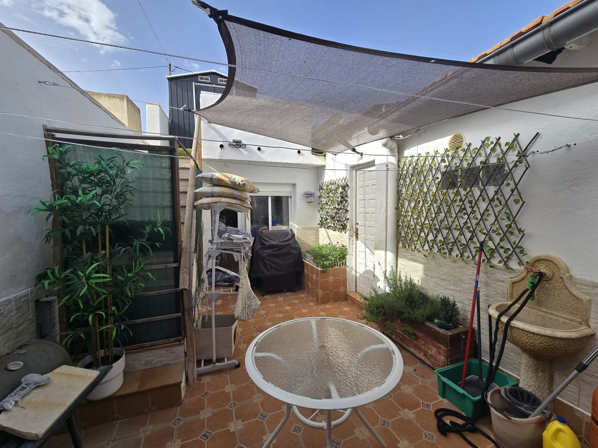 Resale - 3 Bedroom 2 Bathroom Townhouse in Pinoso -  - Alicante