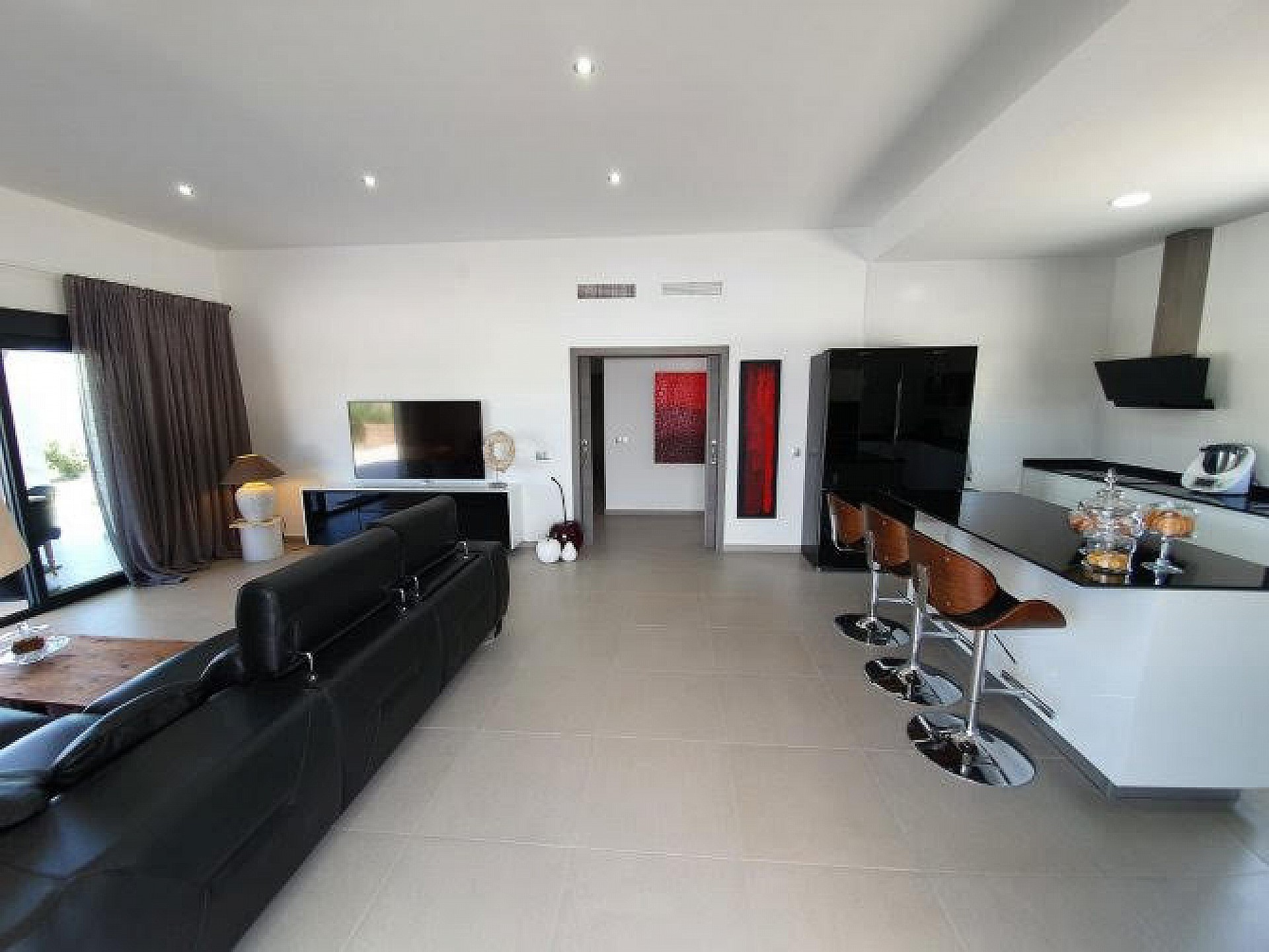 Resale - 3 Bedroom 3 Bathroom Villa in Hondón de las Nieves -  - Alicante
