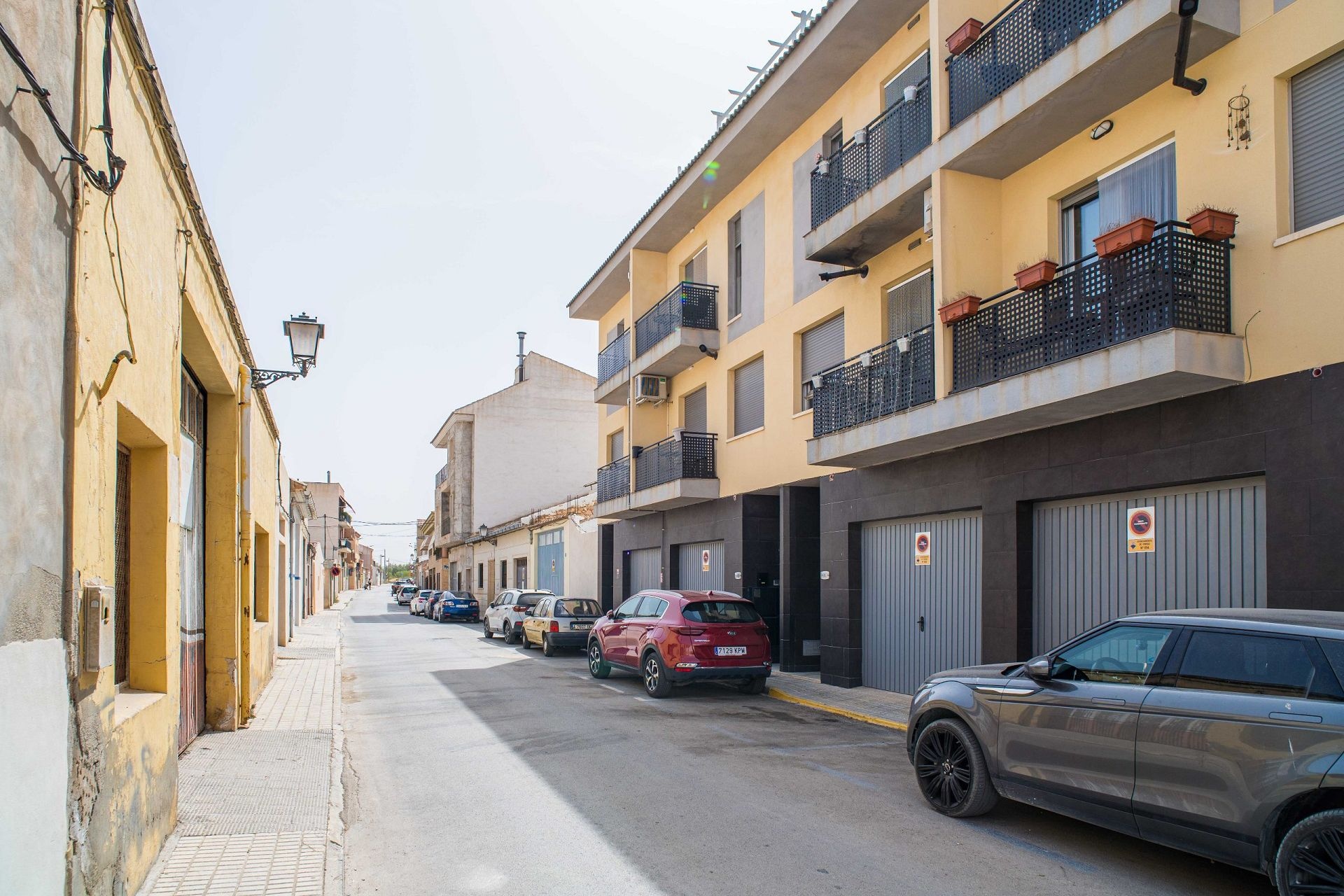 Resale - 3 Bedroom 2 Bathroom Apartment in Pinoso -  - Alicante