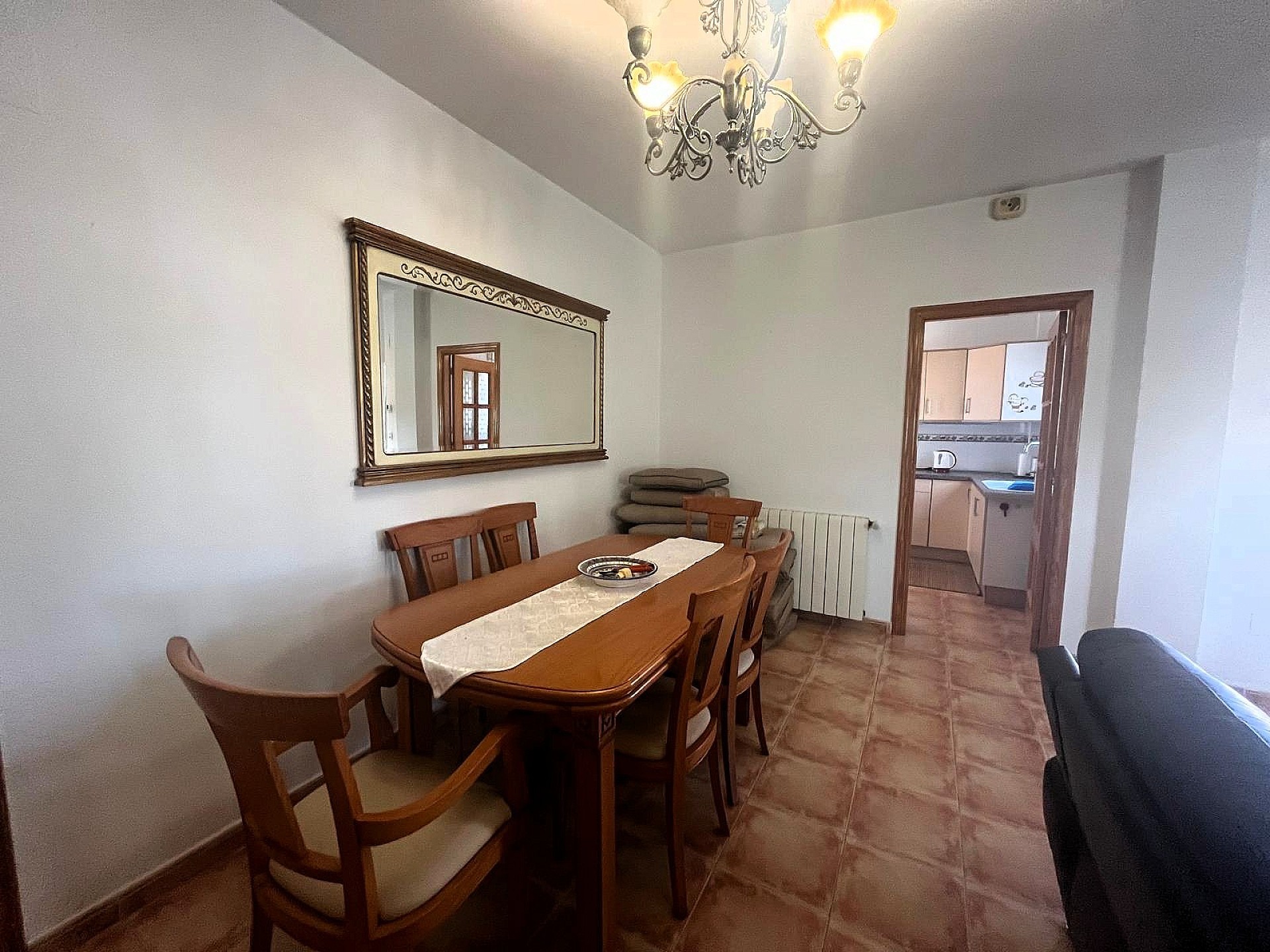 Resale - 3 Bedroom 2 Bathroom Villa in Castalla -  - Alicante