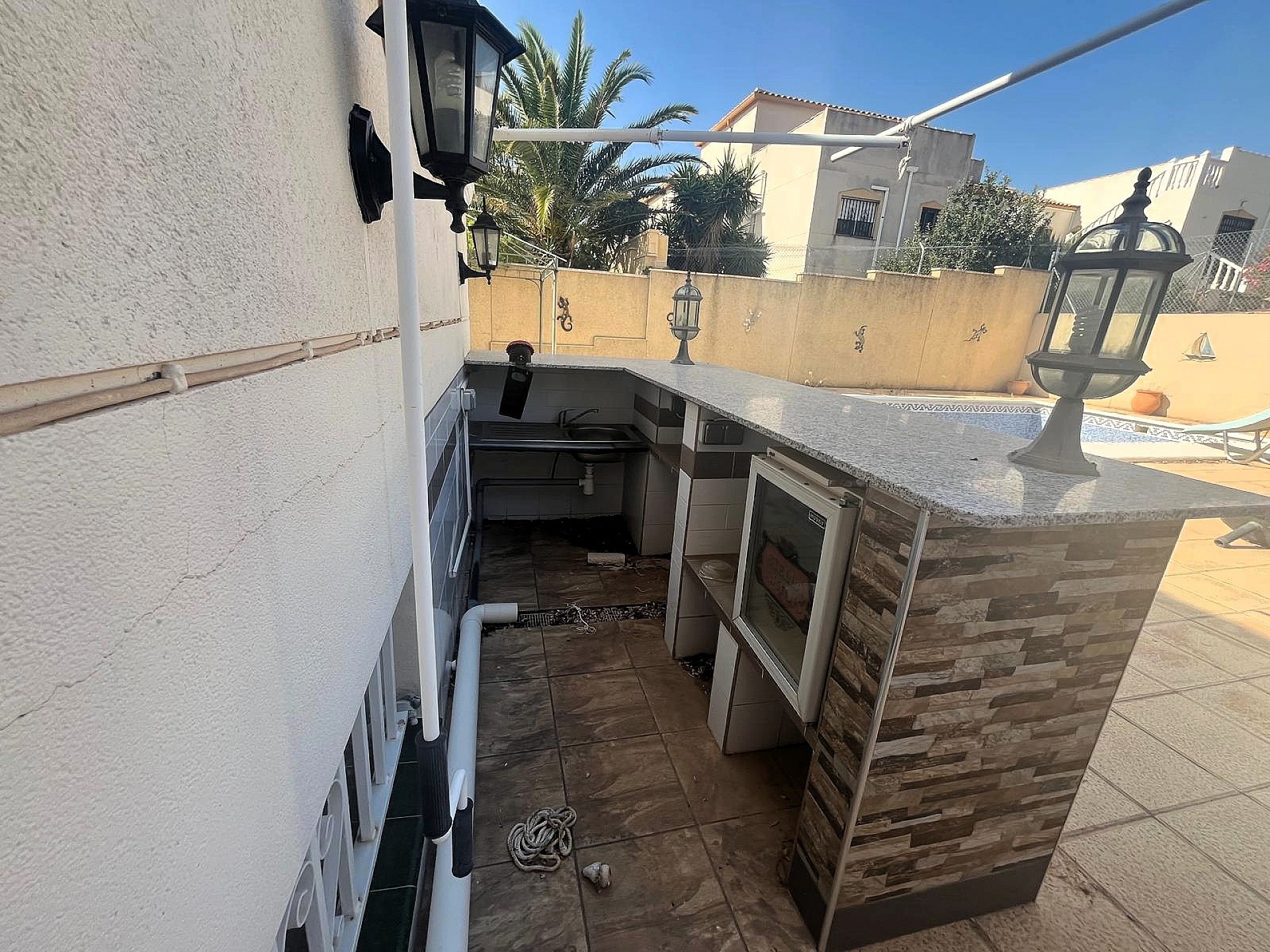 Resale - 3 Bedroom 2 Bathroom Villa in Castalla -  - Alicante