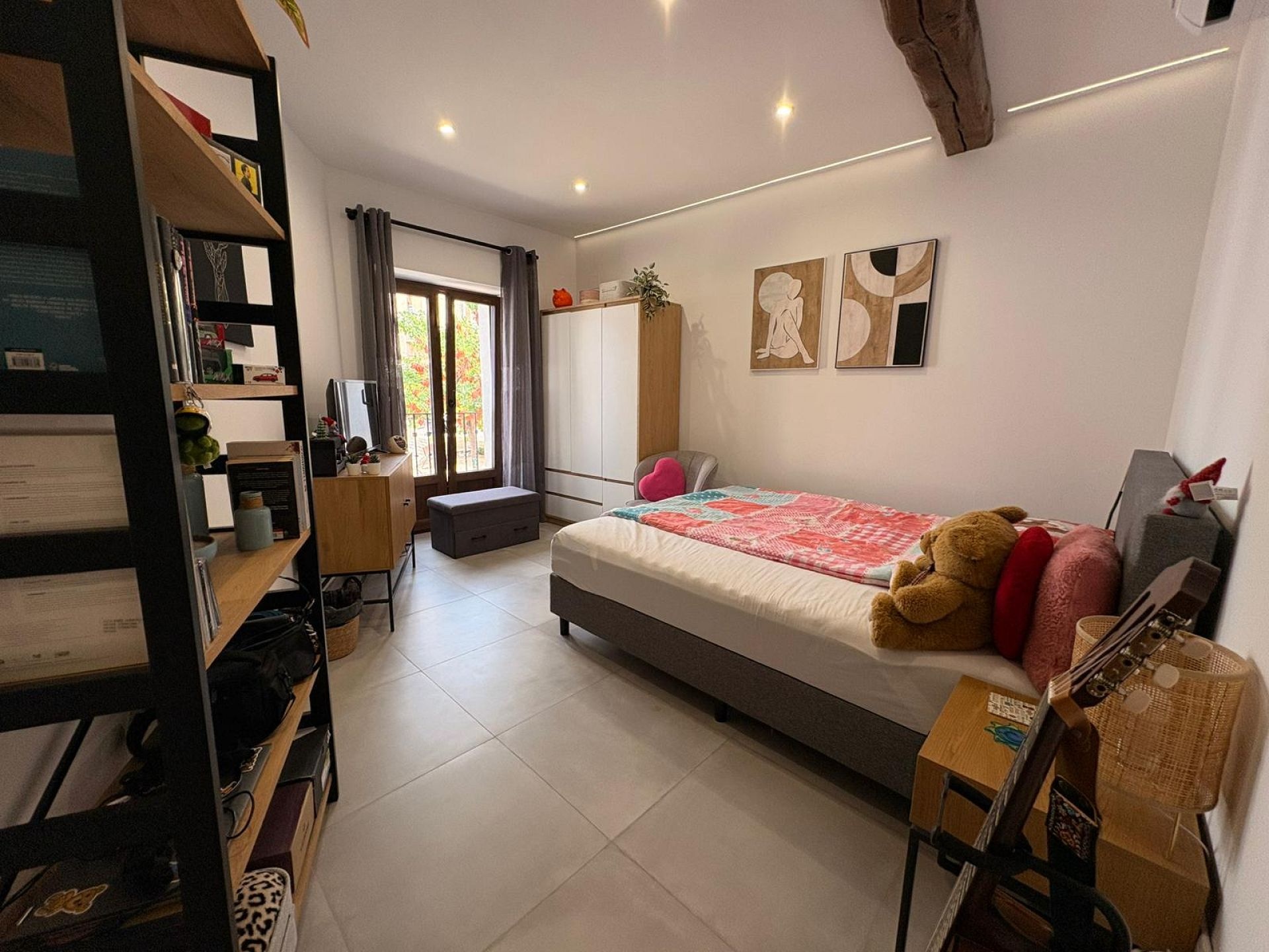 Resale - 4 Bedroom 3 Bathroom Townhouse in Biar -  - Alicante