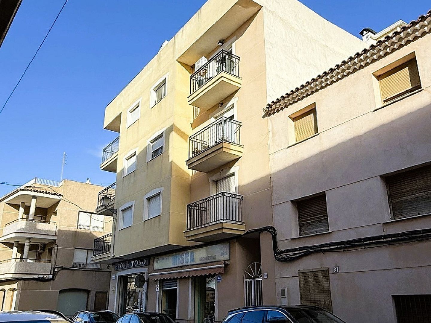 3 Bedroom 2 Bathroom Apartment in Pinoso