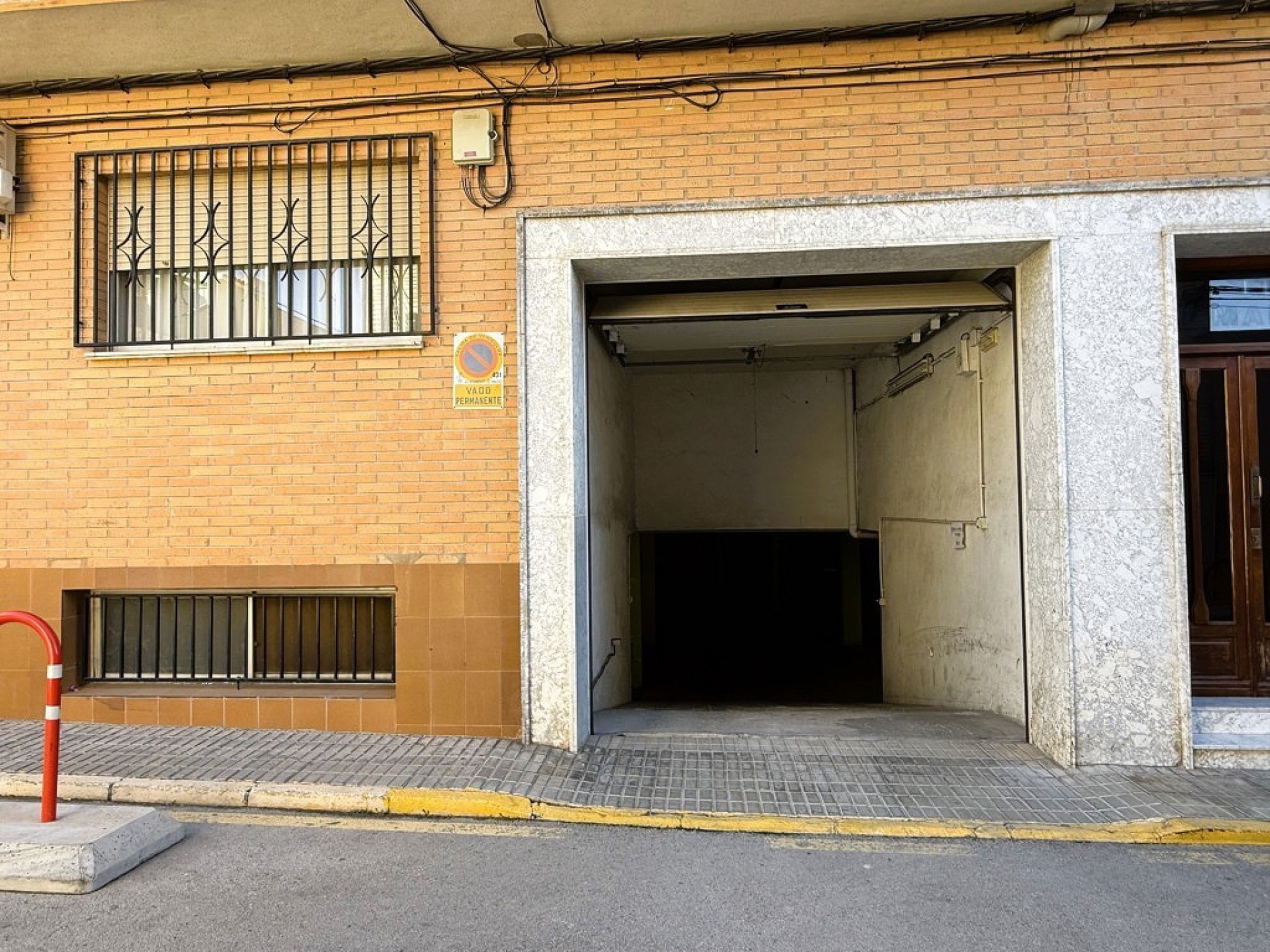 Resale - 3 Bedroom 2 Bathroom Apartment in Pinoso - , Pinoso, Alicante, Spain - Alicante