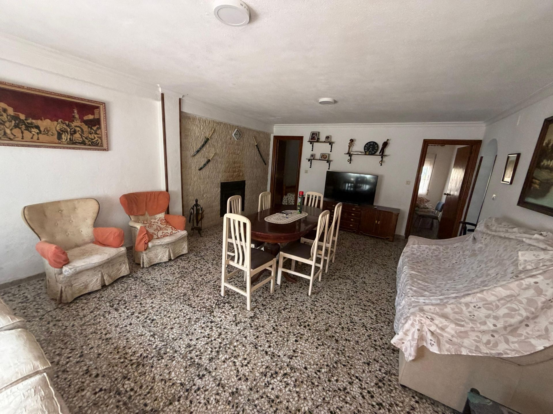 Resale - 4 Bedroom 1 Bathroom Finca in Pinoso -  - Alicante