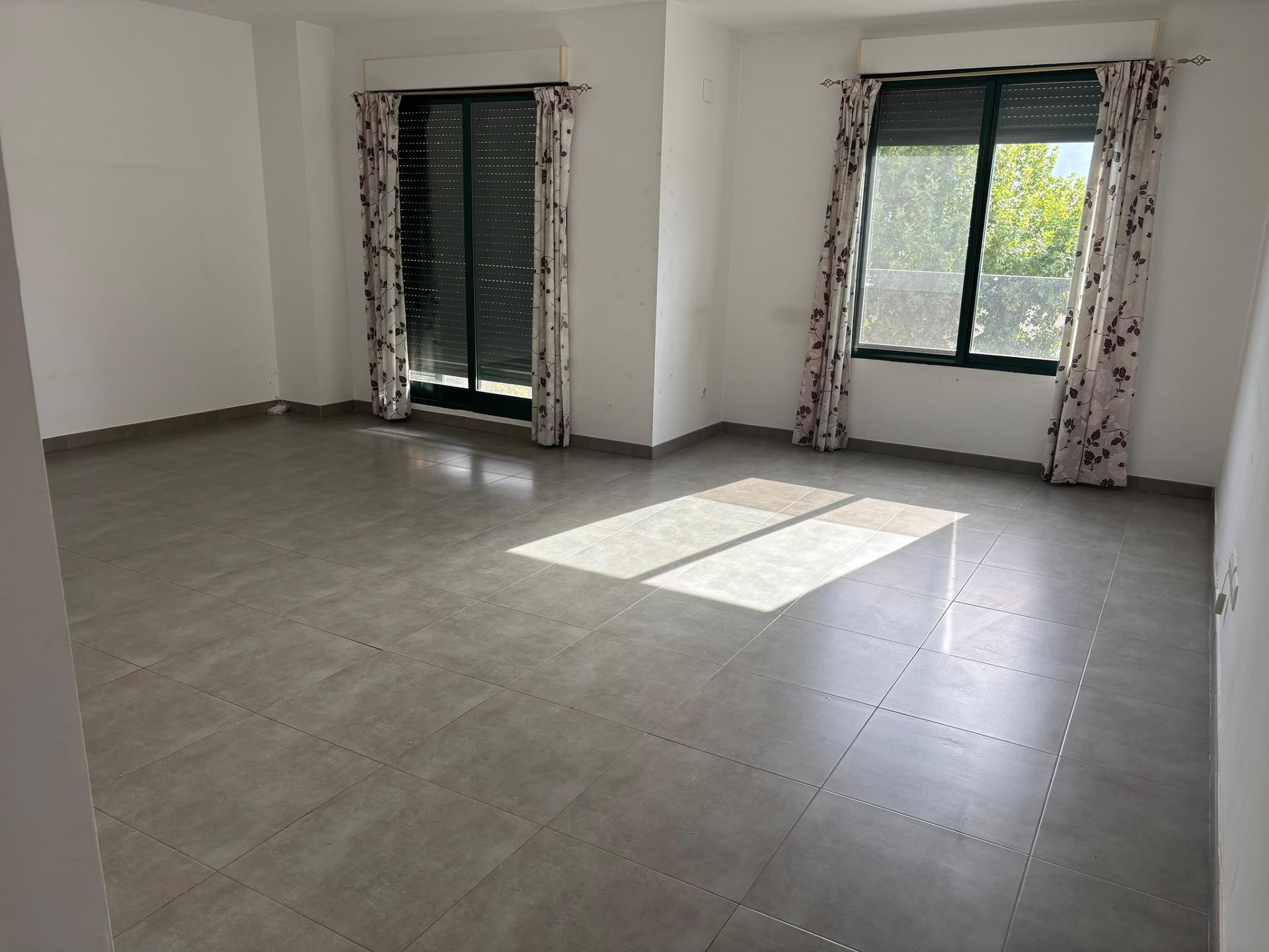 Resale - 3 Bedroom 2 Bathroom Apartment in Alcoy -  - Alicante