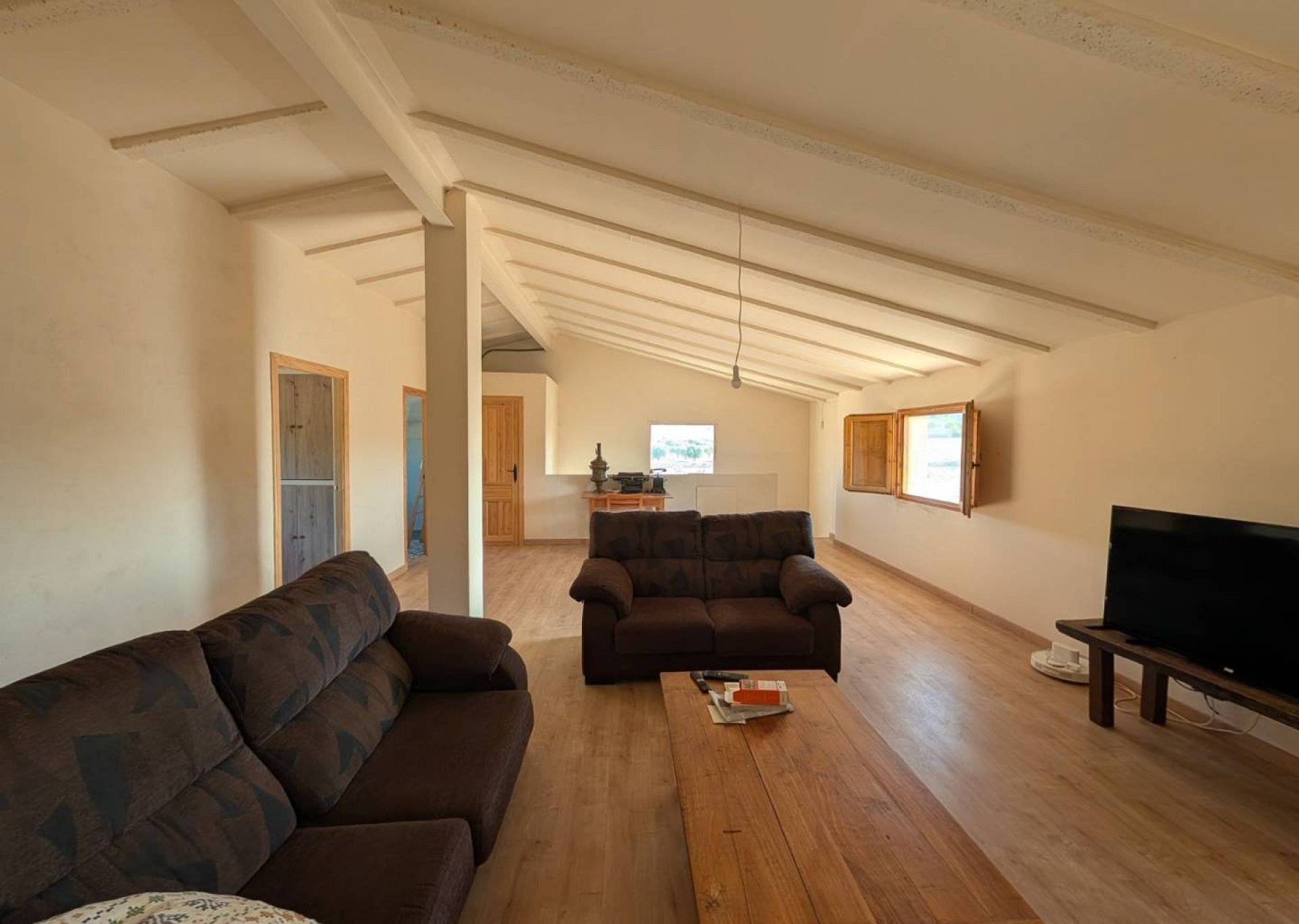 Resale - 3 Bedroom 2 Bathroom Country house in Salinas -  - Alicante