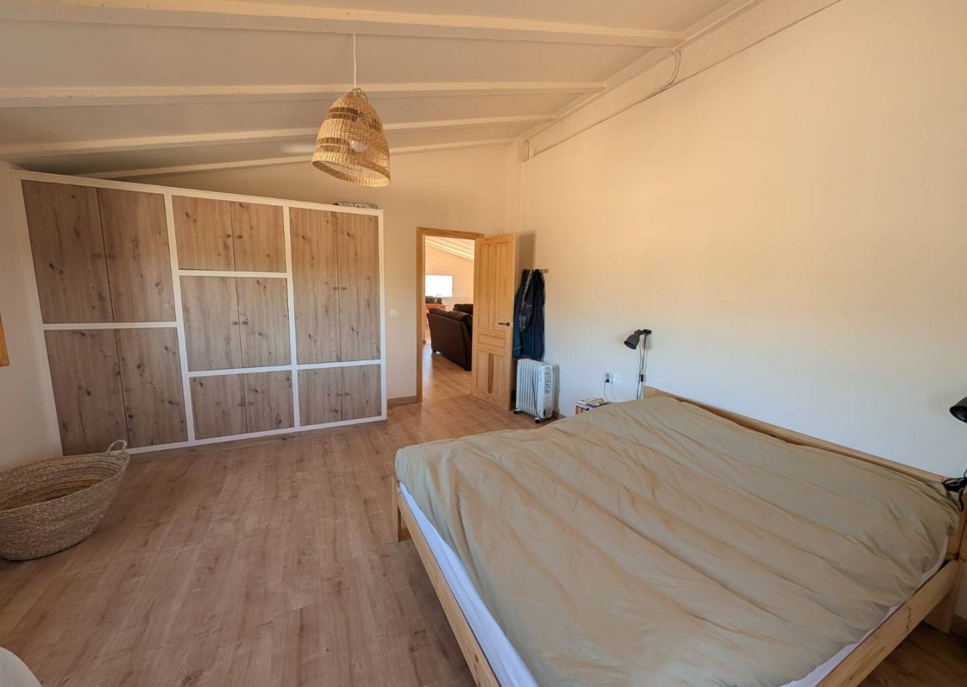 Resale - 3 Bedroom 2 Bathroom Country house in Salinas -  - Alicante