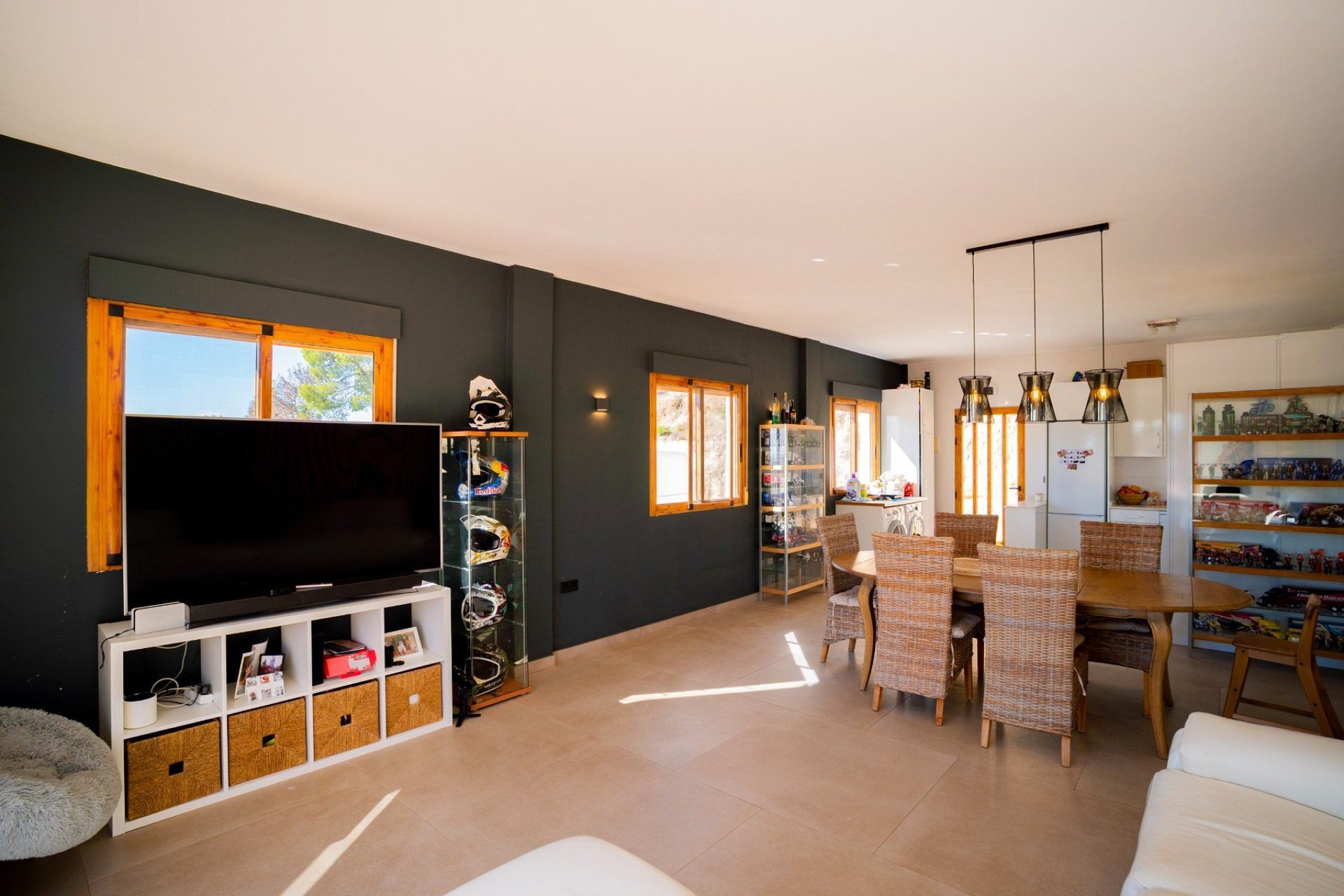Resale - 5 Bedroom 5 Bathroom Villa in Fortuna -  - Murcia