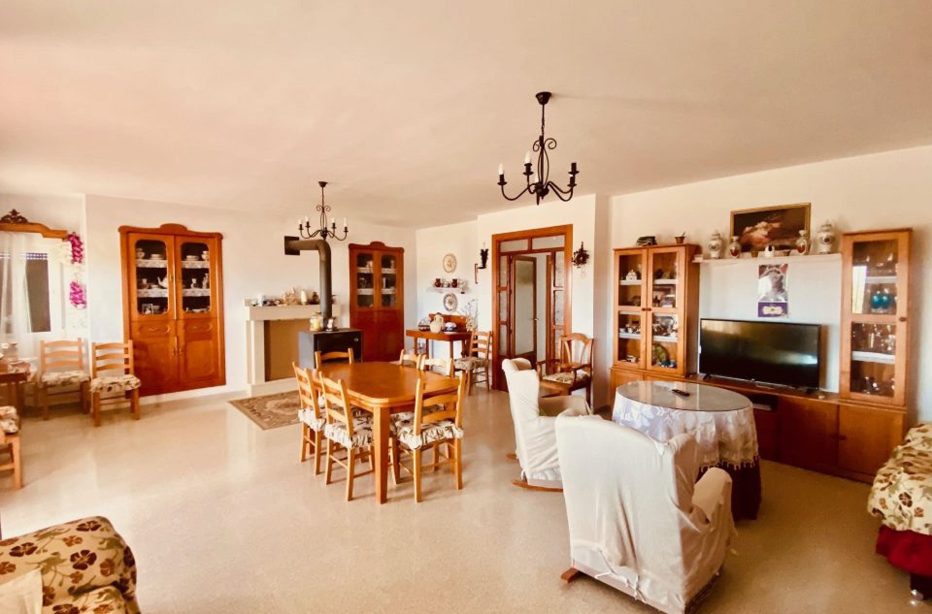 Resale - 4 Bedroom 2 Bathroom Villa in Fortuna -  - Murcia