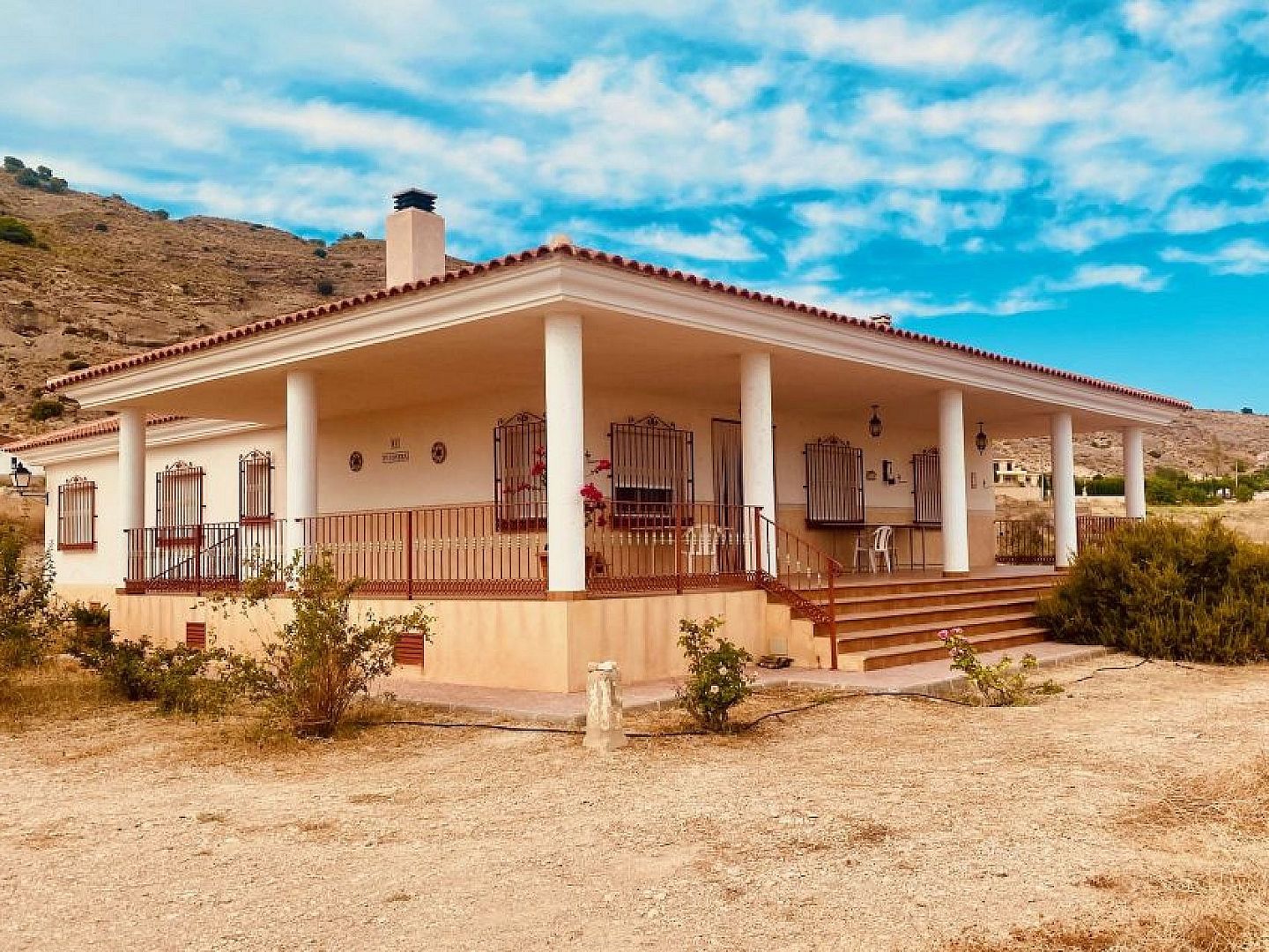 4 Bedroom 2 Bathroom Villa in Fortuna