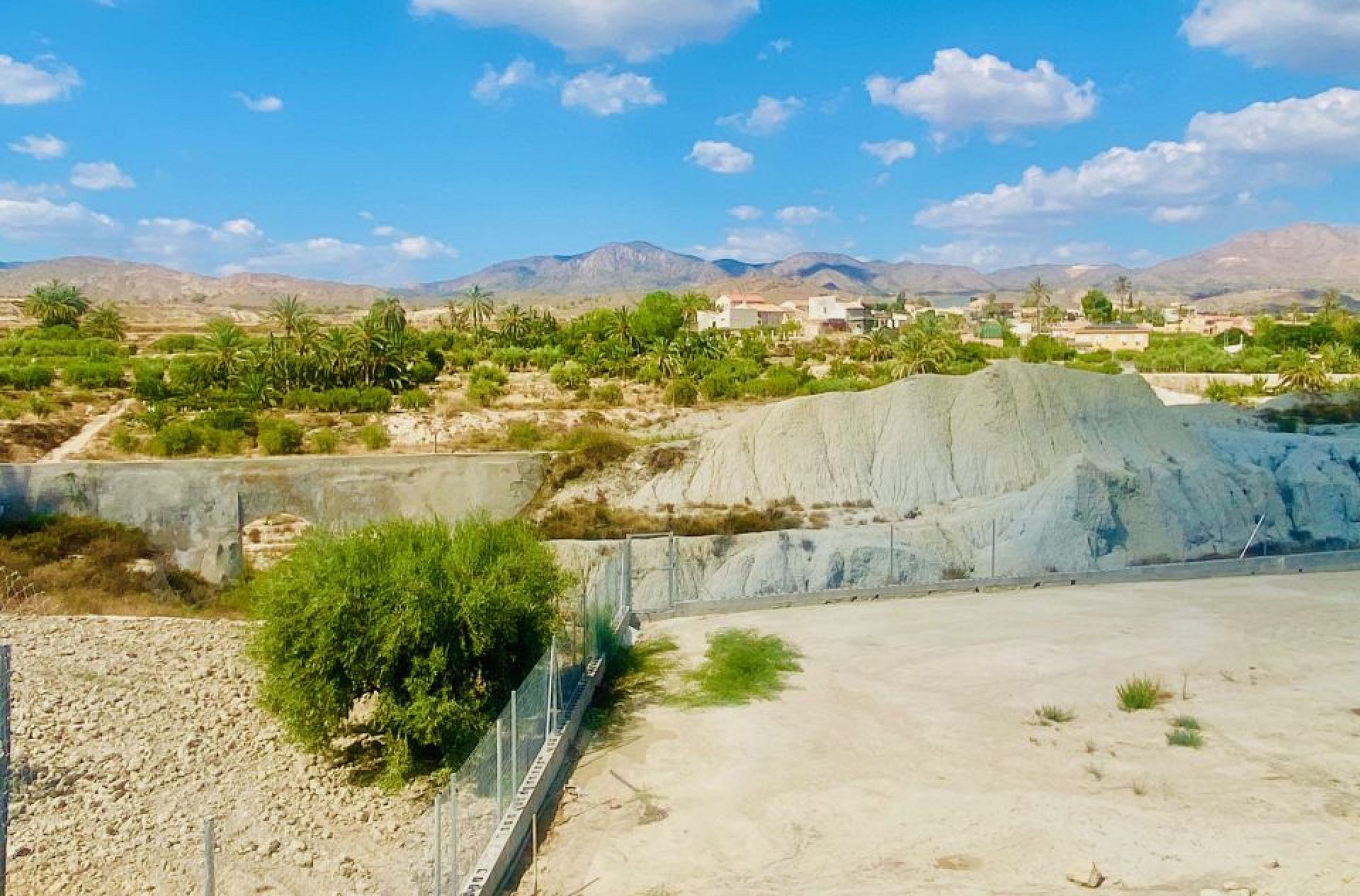 Resale - 3 Bedroom 2 Bathroom Villa in Abanilla -  - Murcia