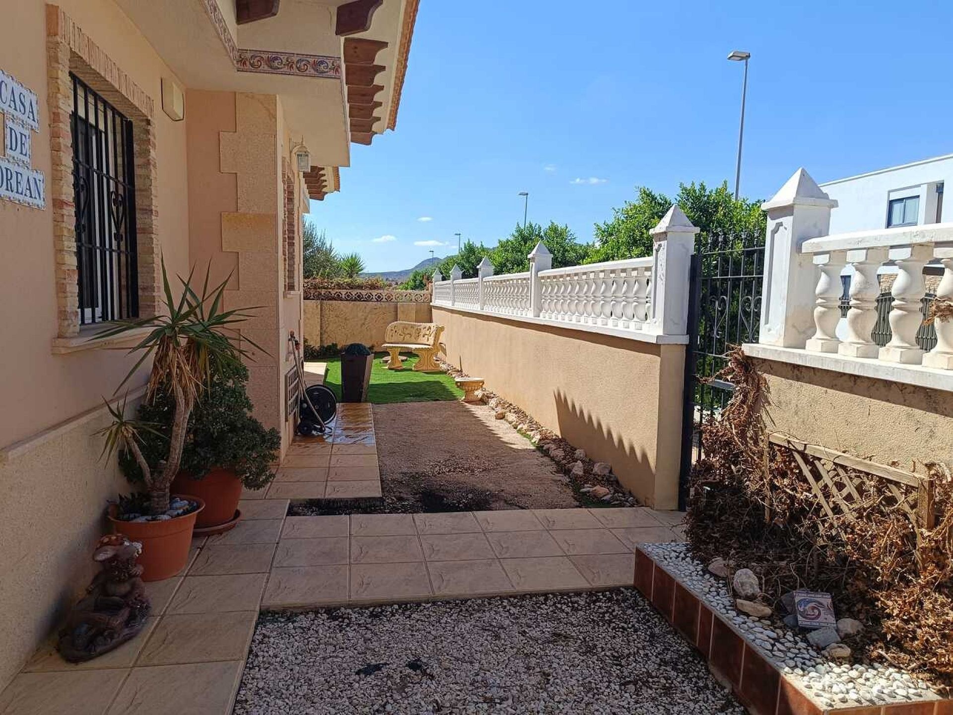 Resale - 3 Bedroom 2 Bathroom Villa in Fortuna -  - Murcia
