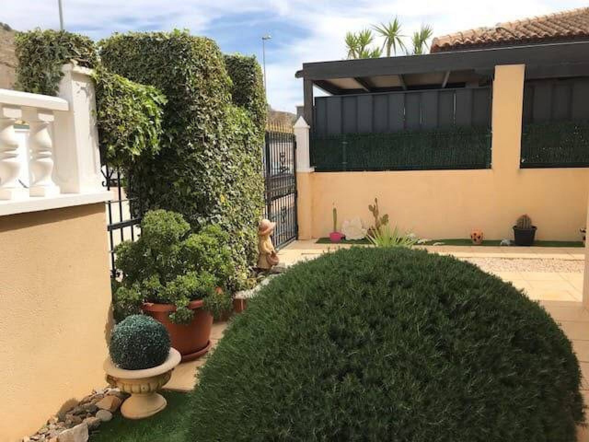 Resale - 3 Bedroom 2 Bathroom Villa in Fortuna -  - Murcia