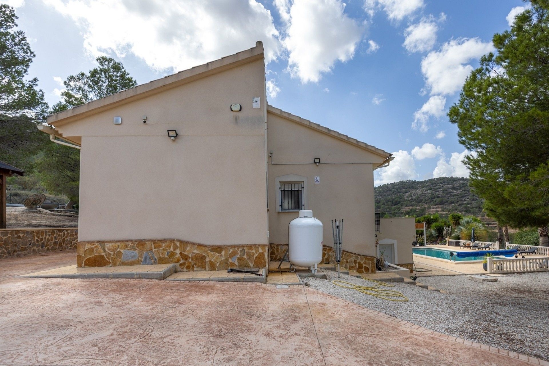 Resale - 4 Bedroom 2 Bathroom Villa in La Zarza -  - Murcia
