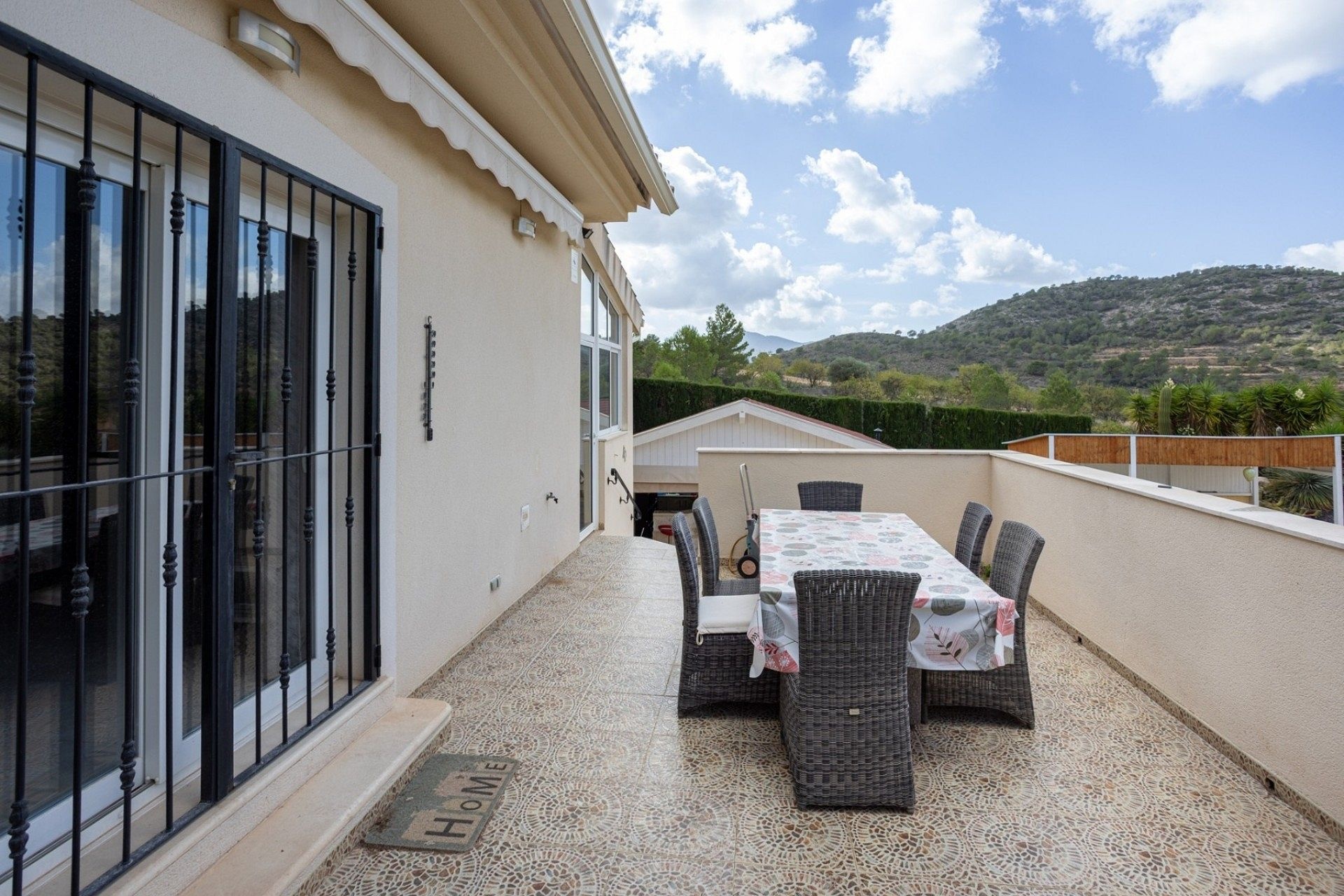 Resale - 4 Bedroom 2 Bathroom Villa in La Zarza -  - Murcia