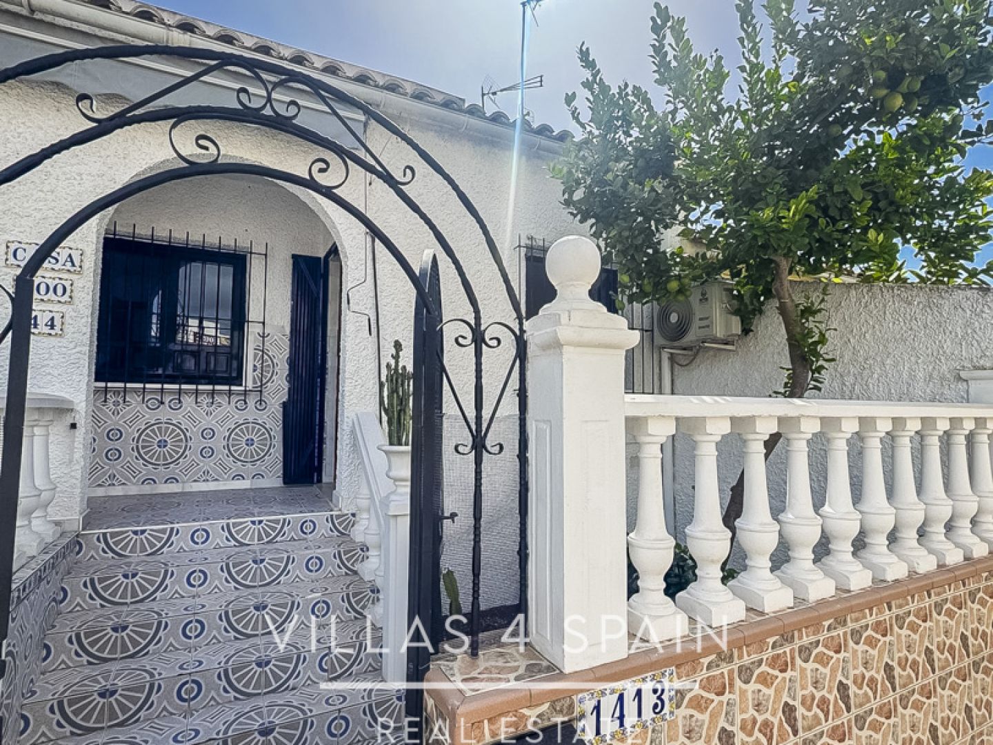 2-Bed 1 bath Townhouse with Private Garden & Sunny Terrace, in La Marina, San Fulgencio Alicante 