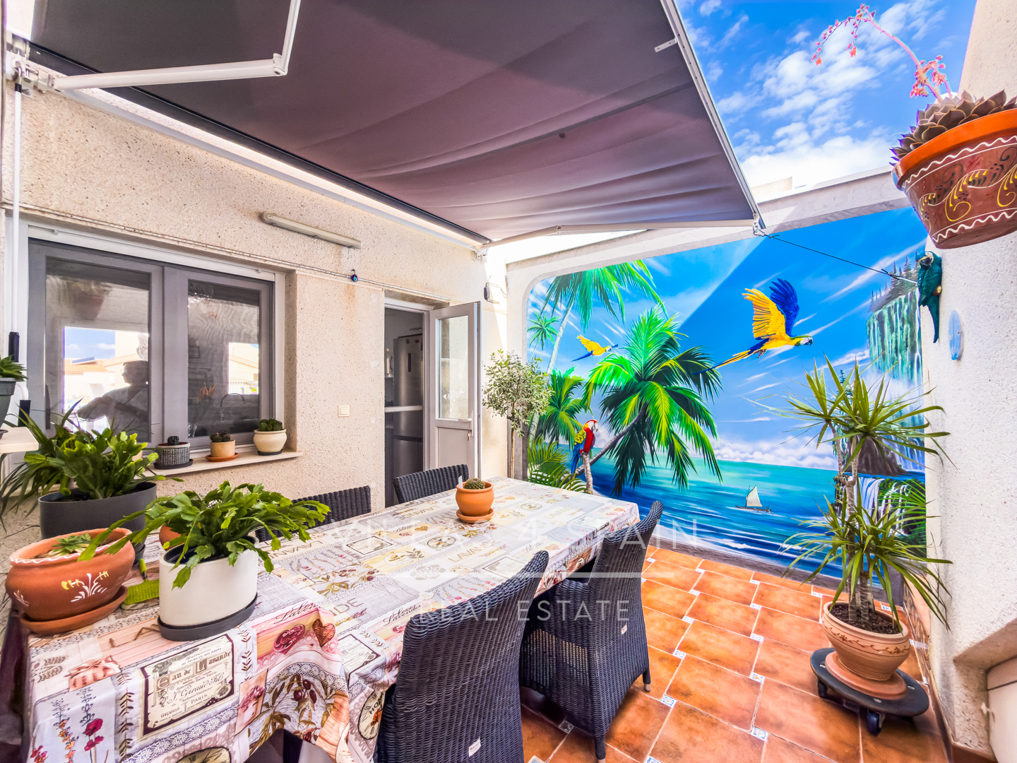Resale - Cv v4s: 3 Bed 2 Bath townhouse with roof terrace and community pool in Benijofar - Ciudad Quesada  - calle rio turia - Alicante