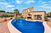 6 bedroom 4 bathroom villa and cave house for sale in Las Casicas, Fortuna