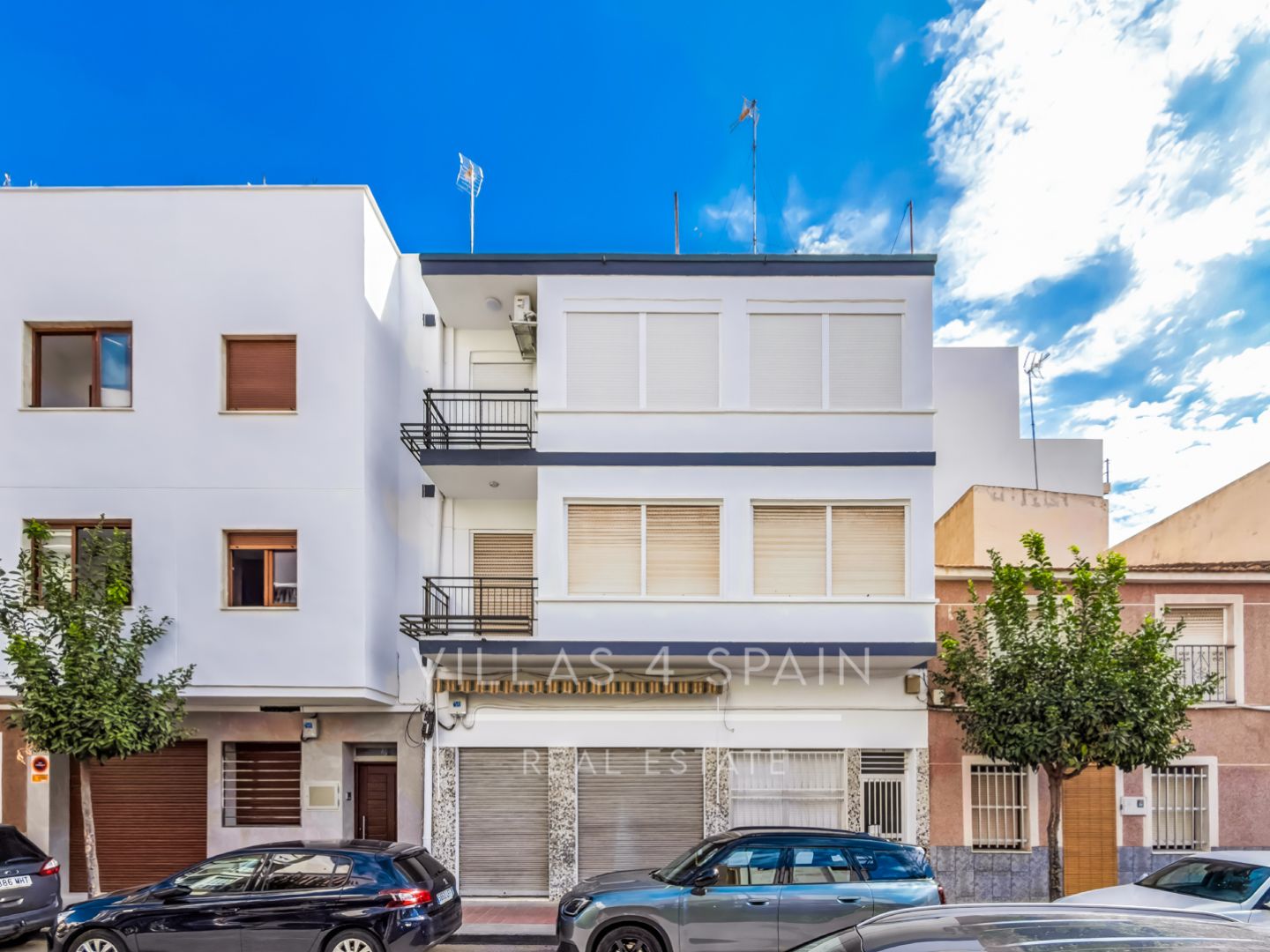 3 Bed 2 Bath Penthouse Apartment with roof terrace in Guardamar del Segura Town Centre