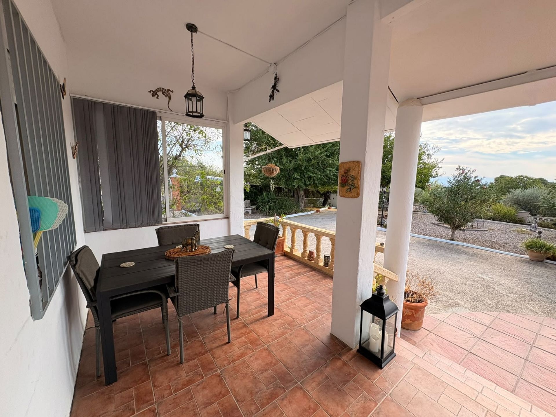 Resale - 3 Bedroom 2 Bathroom Villa in Caudete -  - Albacete