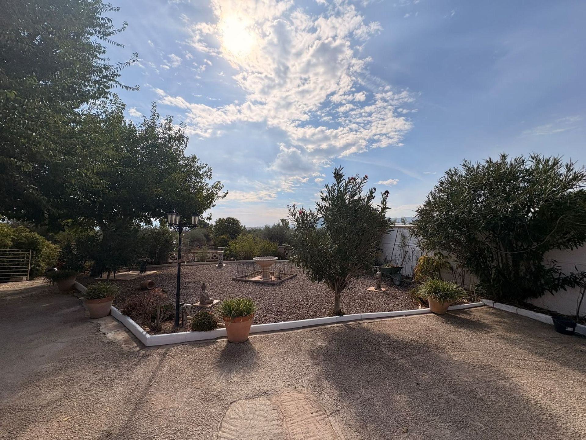 Resale - 3 Bedroom 2 Bathroom Villa in Caudete -  - Albacete