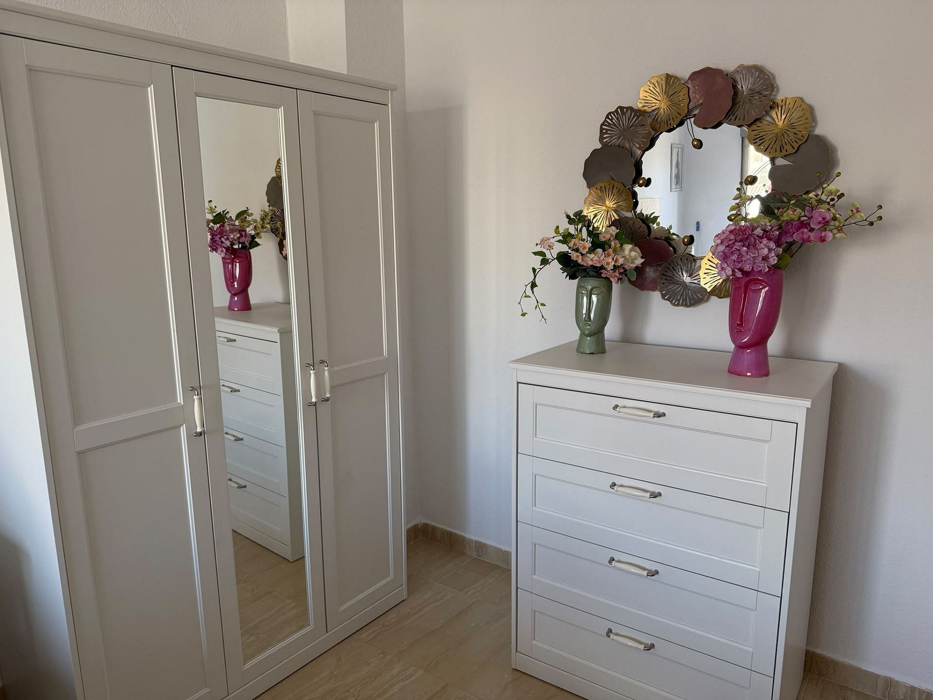 Resale - 3 Bedroom 2 Bathroom Apartment in Pinoso - , Pinoso, Alicante, Spain - Alicante