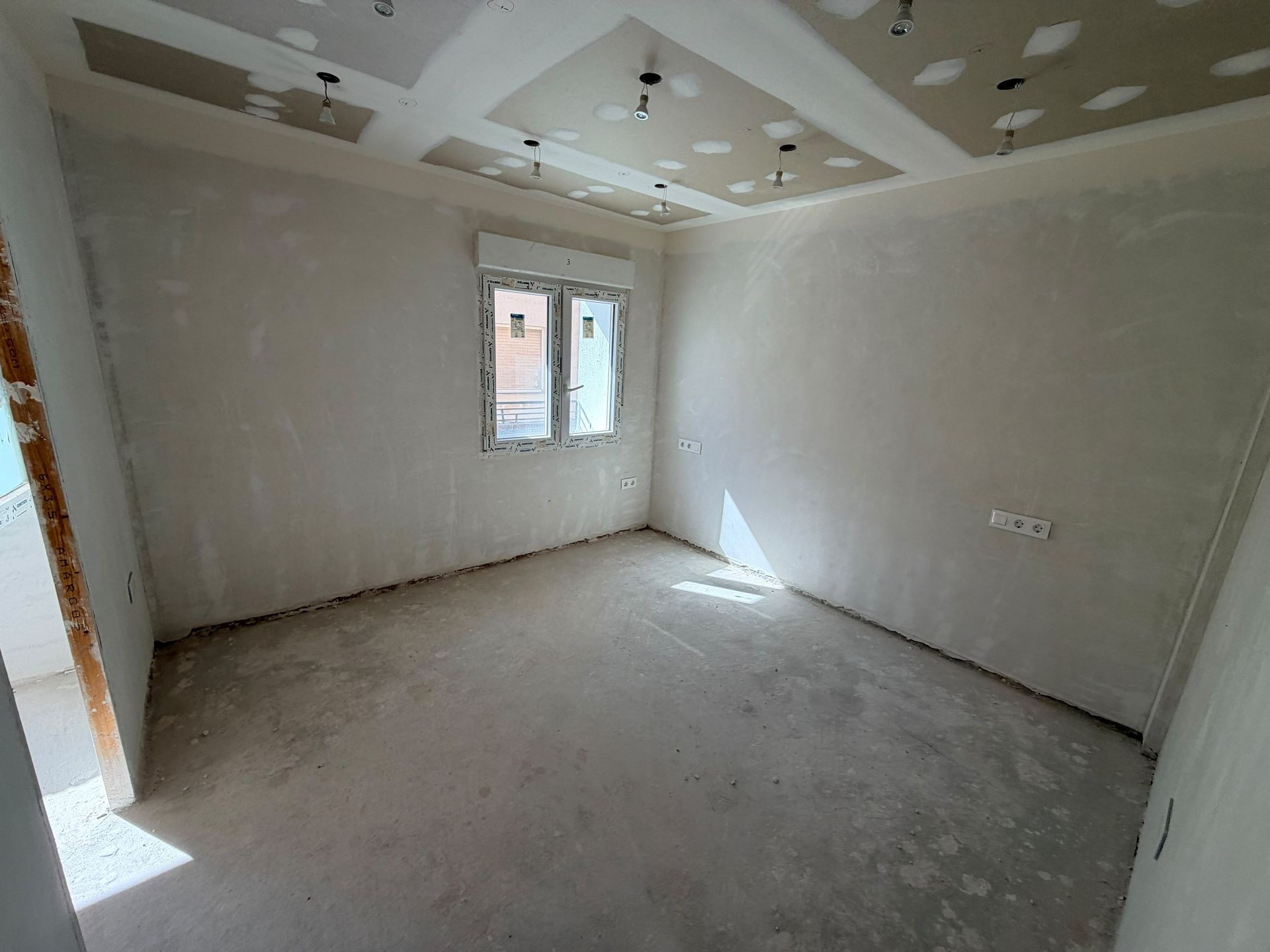 Resale - 4 Bedroom 2 Bathroom Townhouse in Caudete -  - Albacete