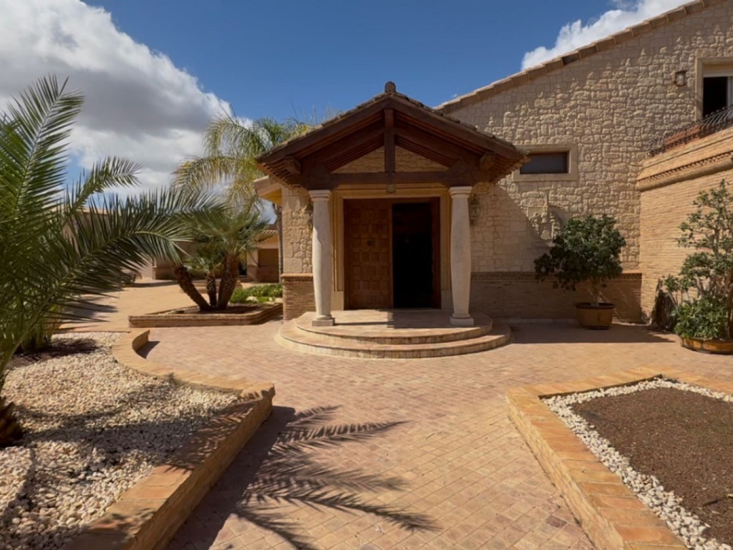6 Bedroom 5 Bathroom Villa in Cartagena