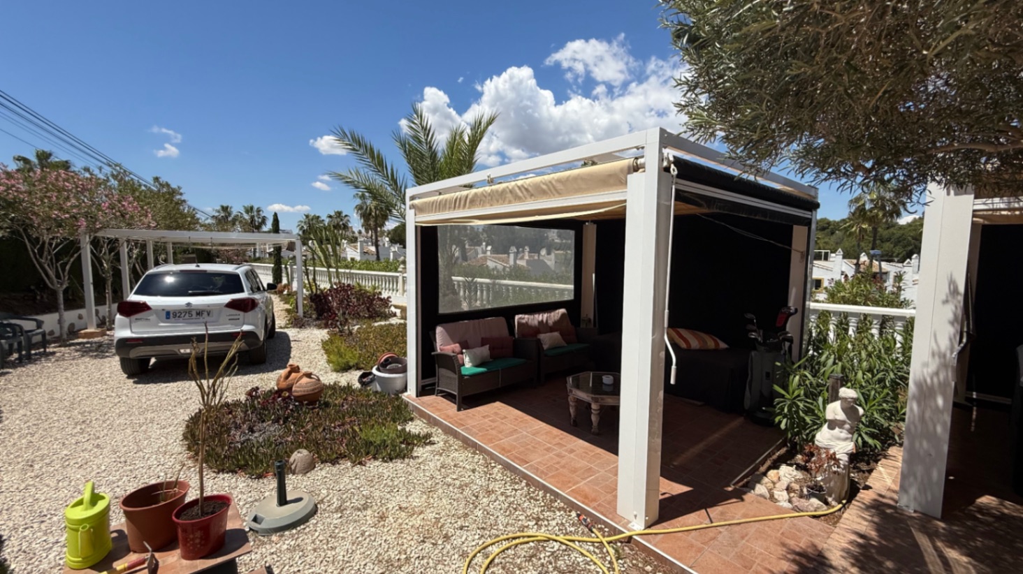 Resale - 4 Bedroom 2 Bathroom Villa in Orihuela - Costa Blanca Sur  - Alicante