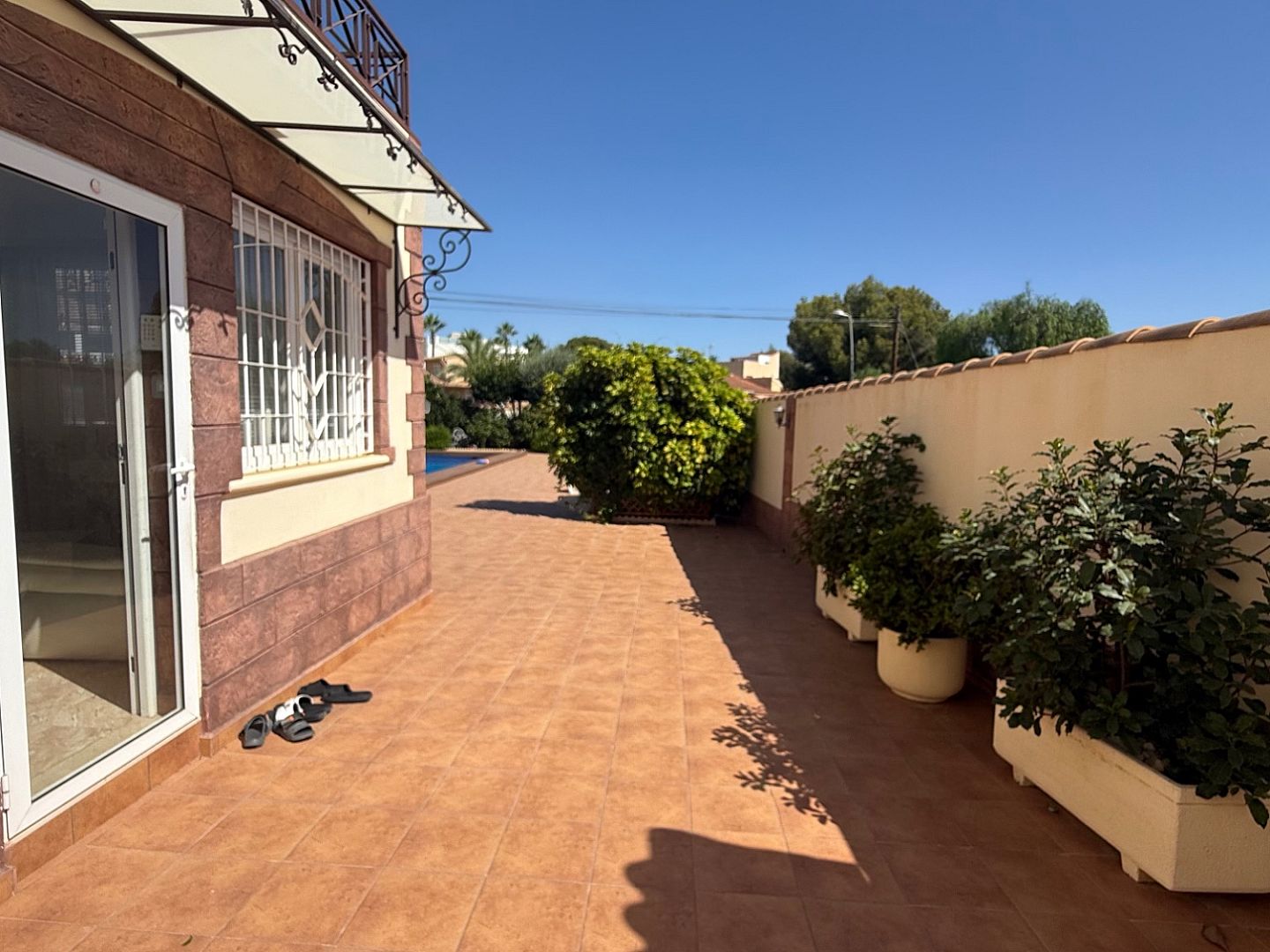 7 Bedroom 4 Bathroom Villa in Torrevieja