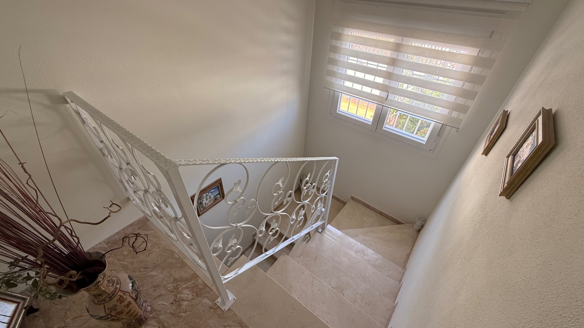 Resale - 7 Bedroom 4 Bathroom Villa in Torrevieja - Costa Blanca Sur  - Alicante