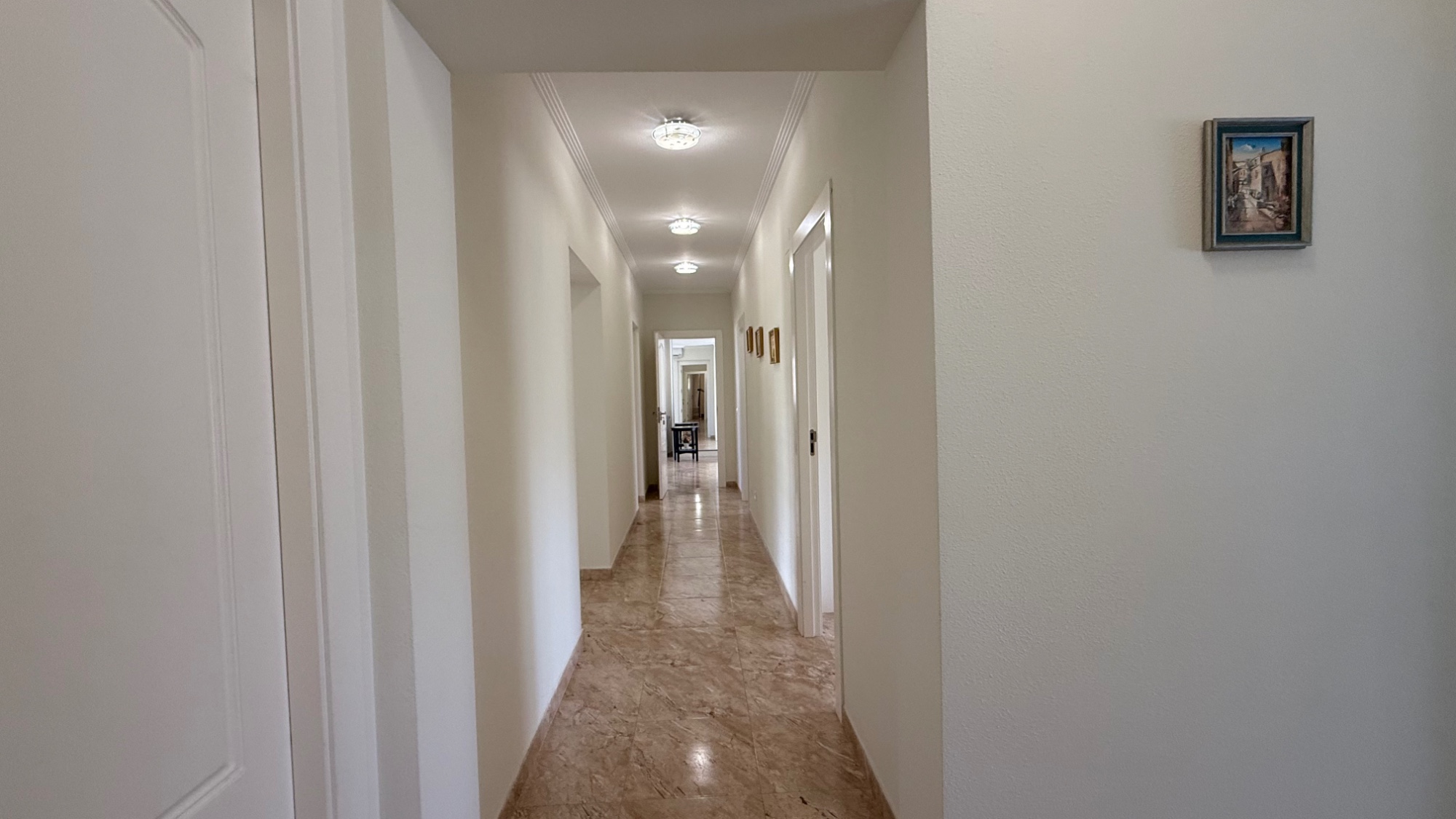 Resale - 7 Bedroom 4 Bathroom Villa in Torrevieja - Costa Blanca Sur  - Alicante