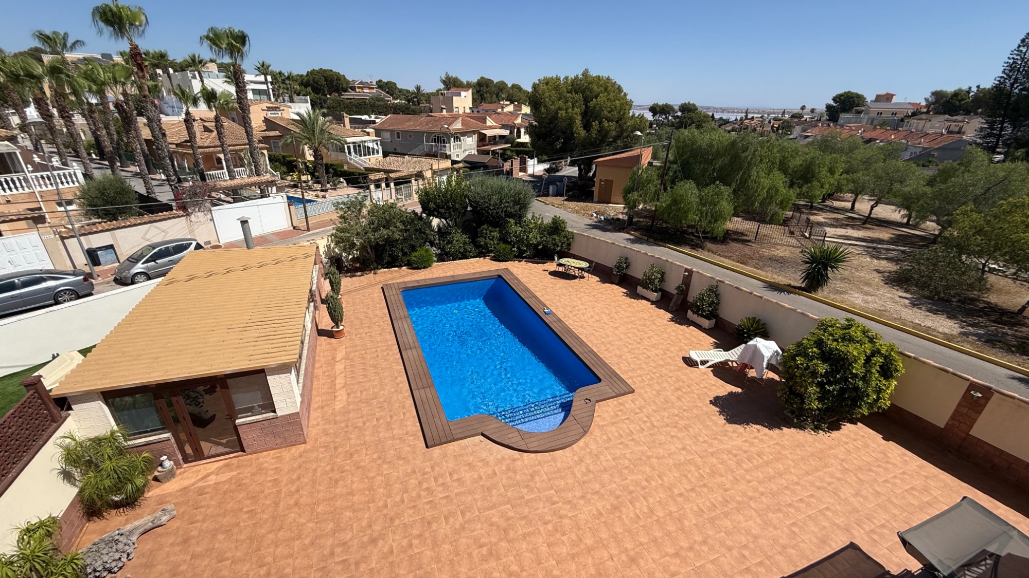 Resale - 7 Bedroom 4 Bathroom Villa in Torrevieja - Costa Blanca Sur  - Alicante