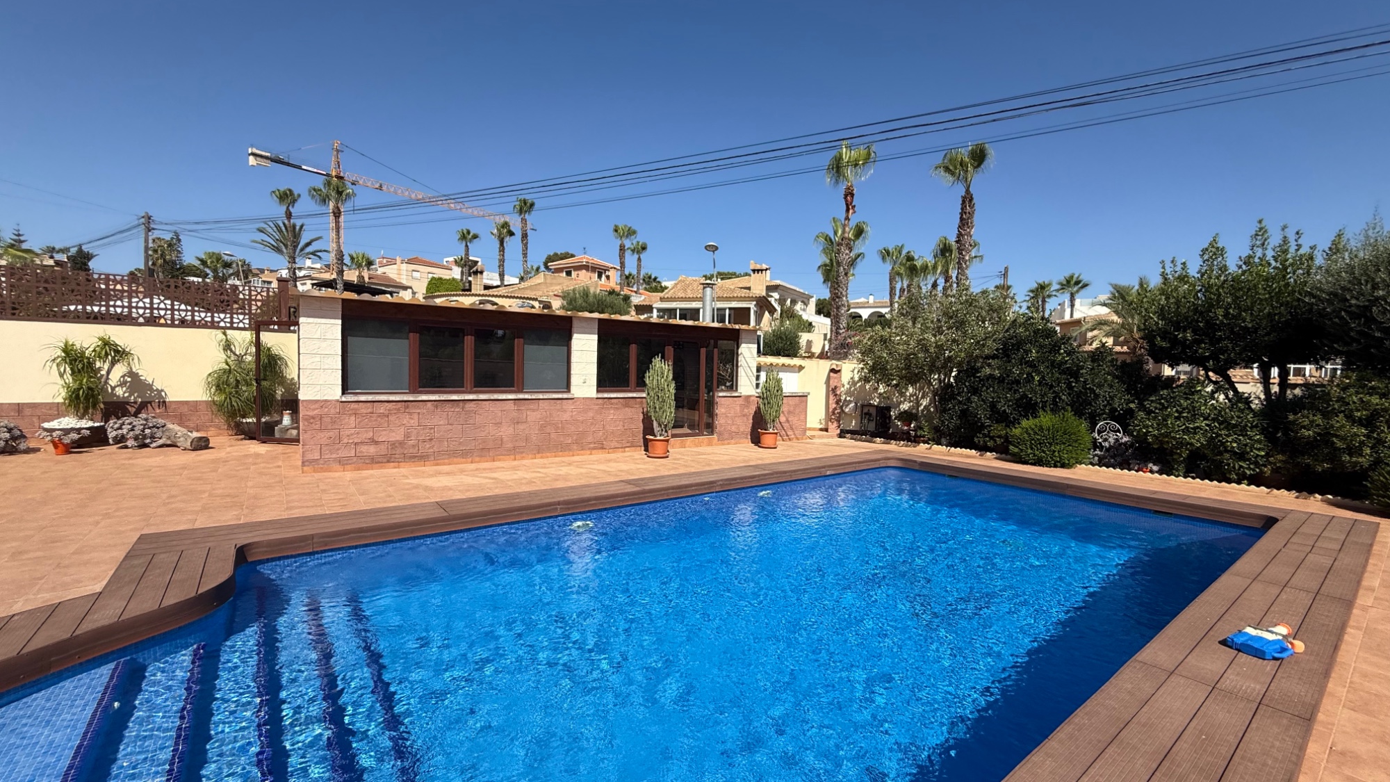 Resale - 7 Bedroom 4 Bathroom Villa in Torrevieja - Costa Blanca Sur  - Alicante