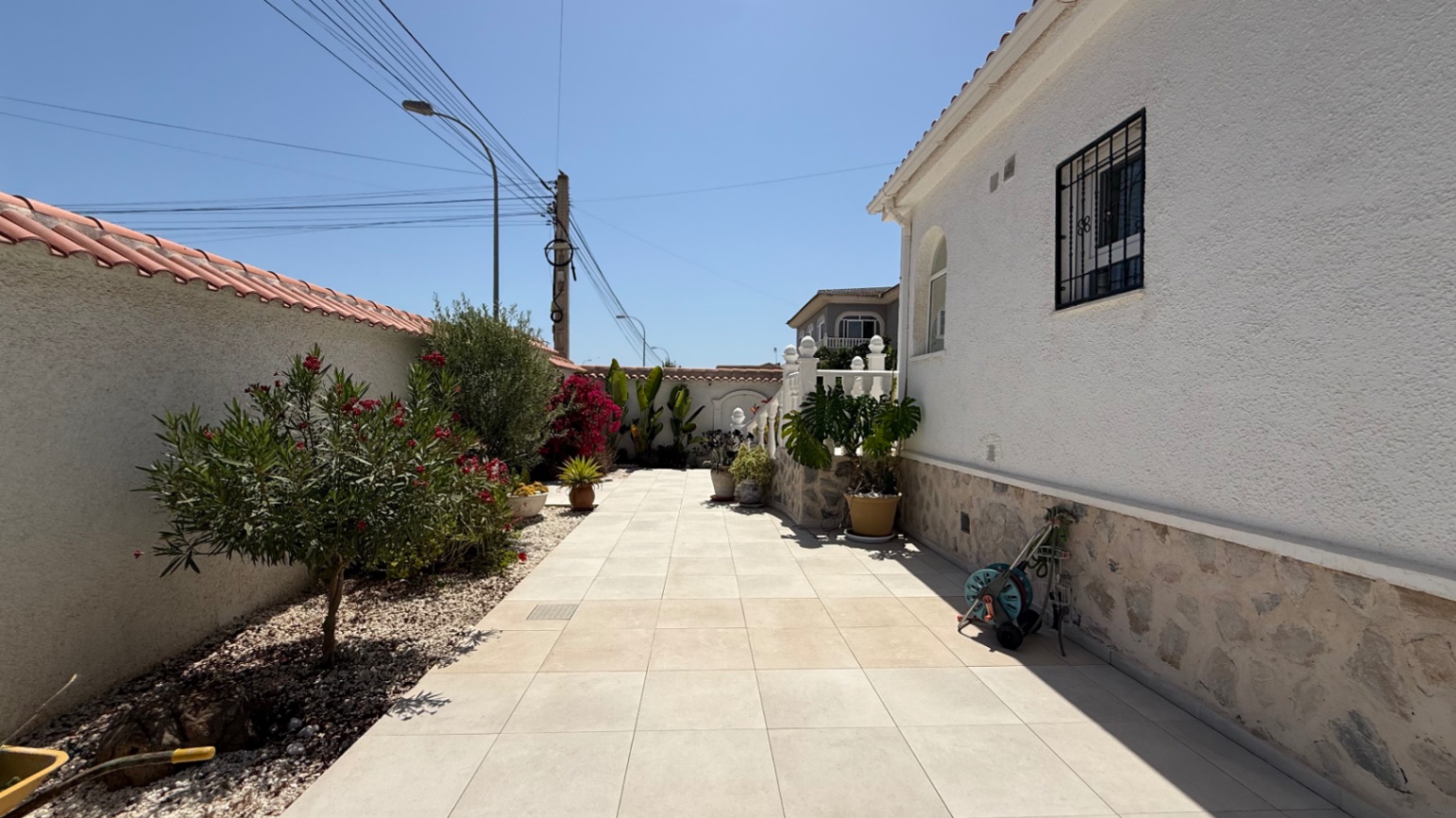 Resale - 3 Bedroom 3 Bathroom Villa in Torrevieja - Costa Blanca Sur  - Alicante