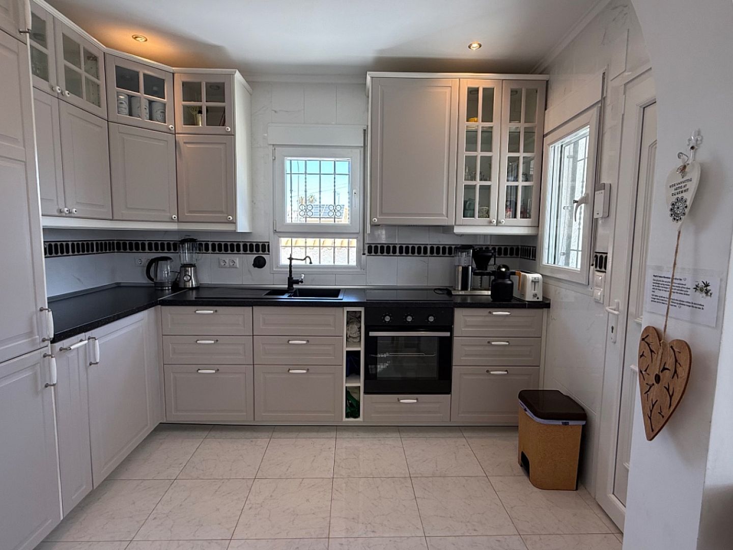 3 Bedroom 3 Bathroom Villa in Torrevieja