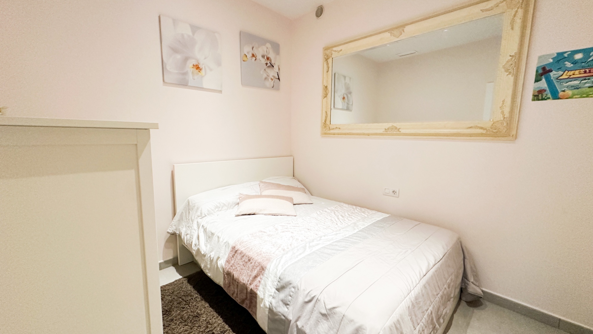 Resale - 5 Bedroom 3 Bathroom Villa in Torrevieja - Nueva Torrevieja - Aguas Nuevas  - Alicante