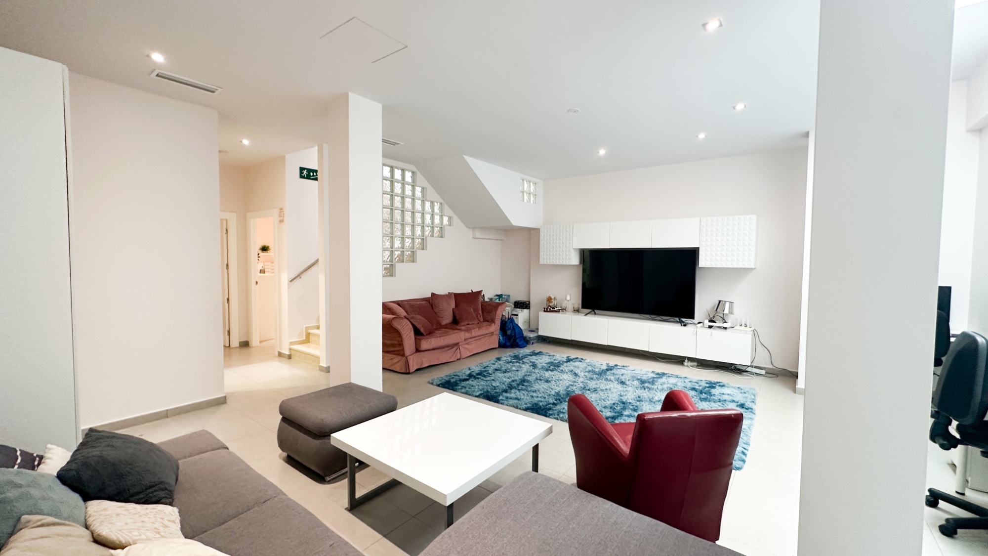 Resale - 5 Bedroom 3 Bathroom Villa in Torrevieja - Nueva Torrevieja - Aguas Nuevas  - Alicante