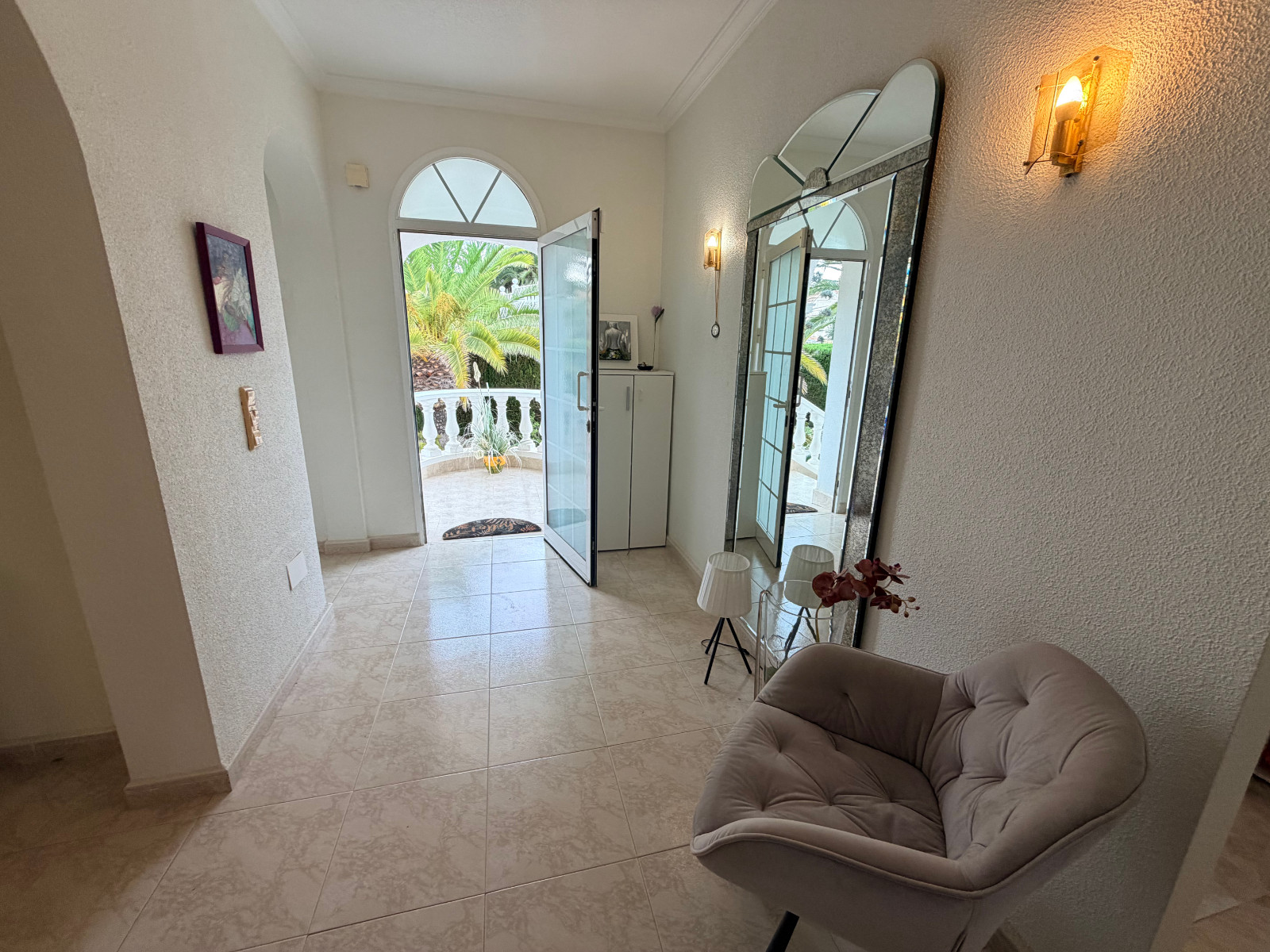 Resale - 5 Bedroom 3 Bathroom Villa in Ciudad Quesada - Ciudad Quesada  - Alicante