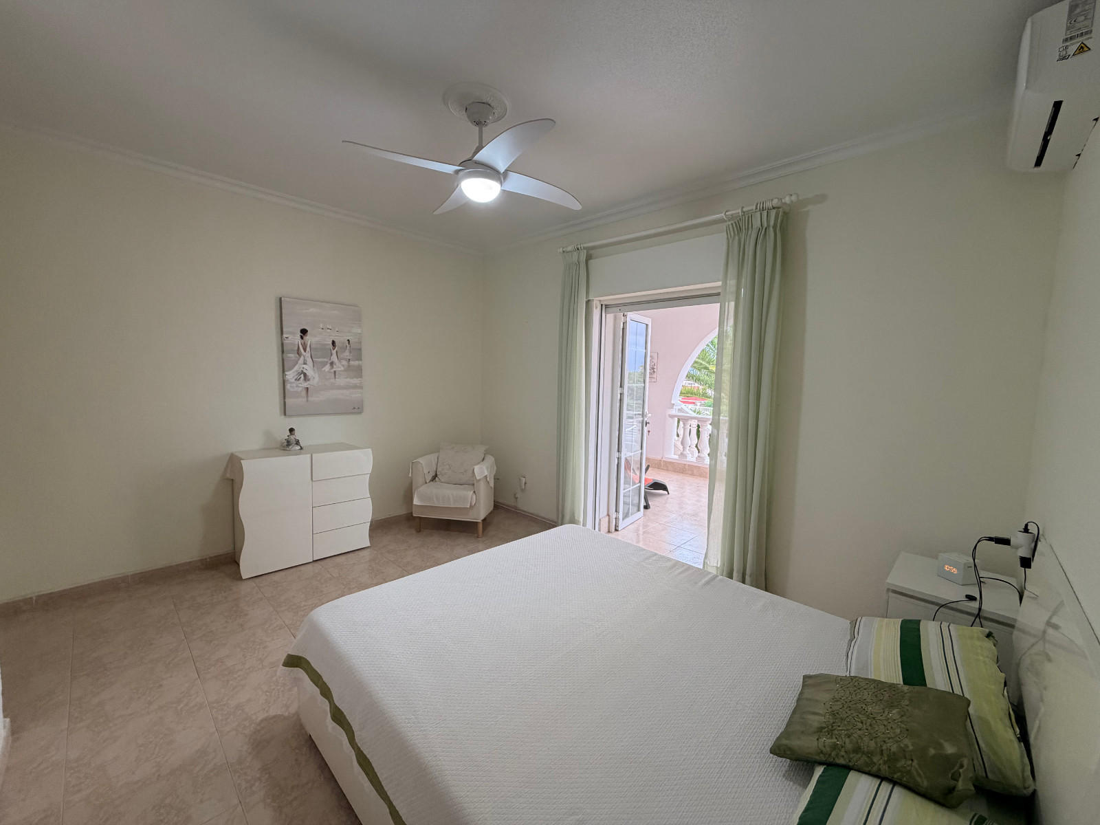 Resale - 5 Bedroom 3 Bathroom Villa in Ciudad Quesada - Ciudad Quesada  - Alicante